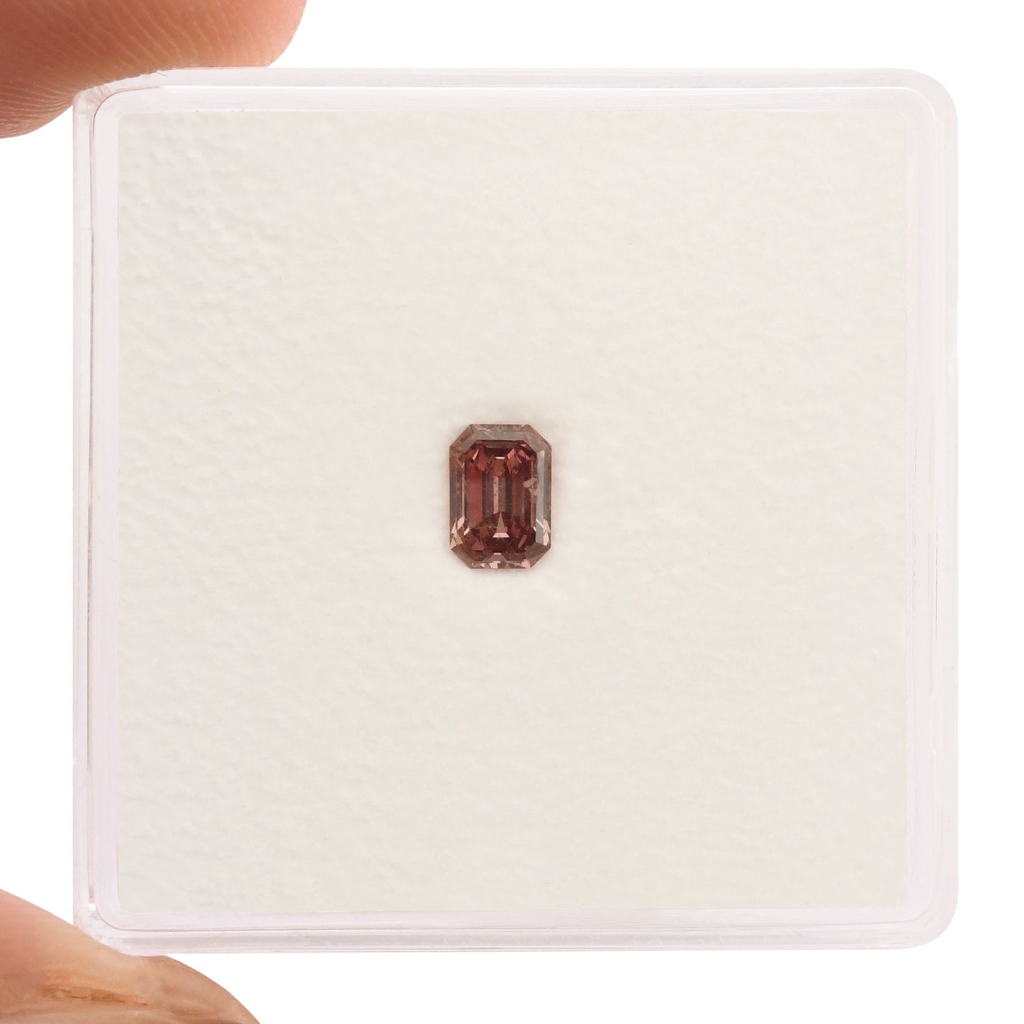 0,24 Karat Fancy Deep Pink Smaragd-Diamant SI2 GIA