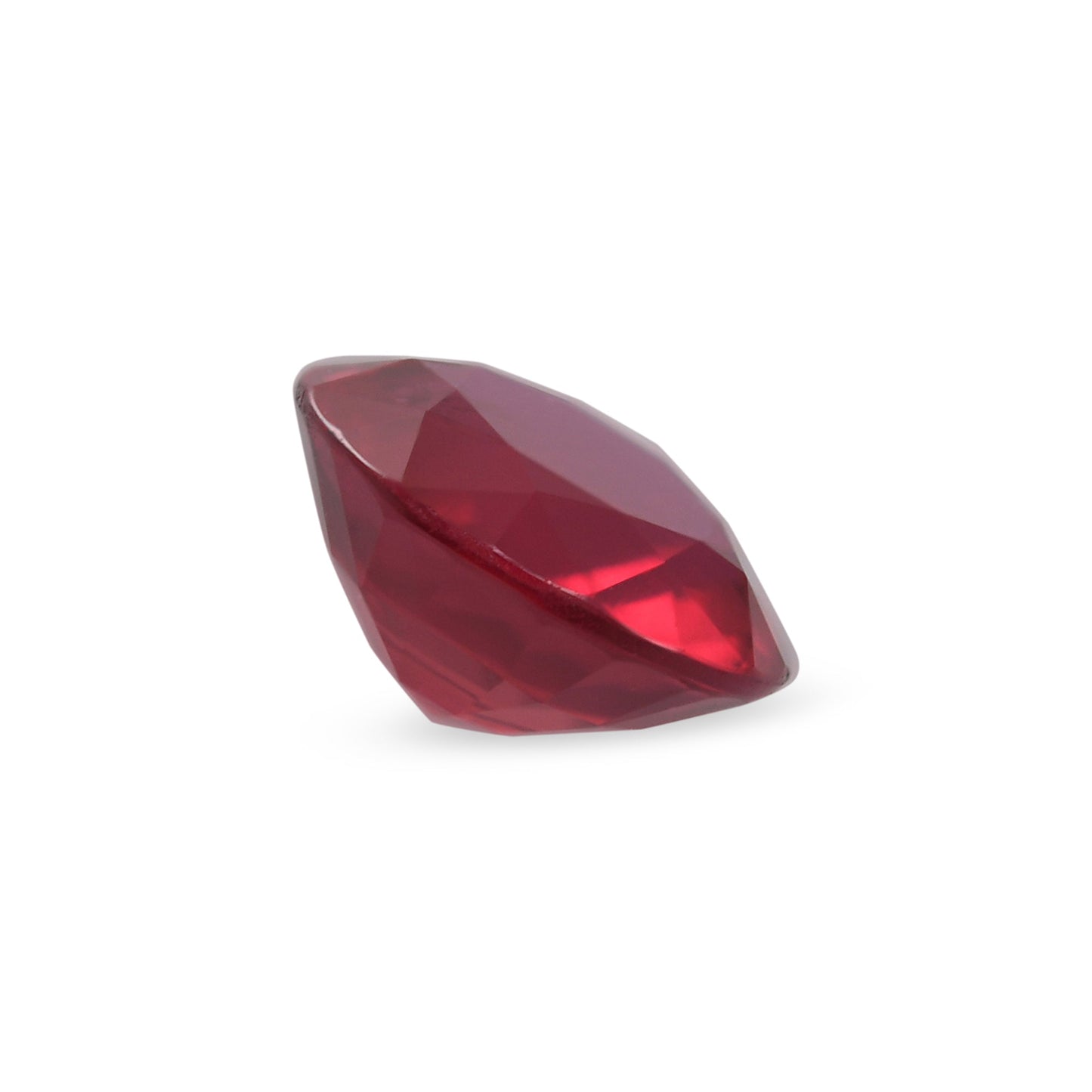 0,57 Karat roter runder Rubin aus Mosambik