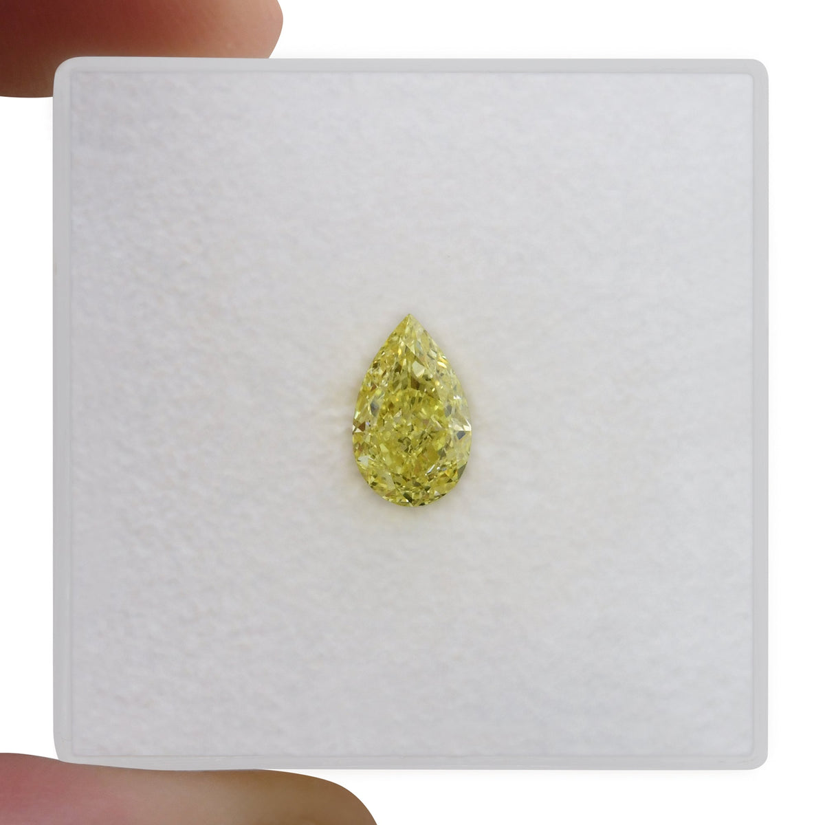 Birnenförmiger Diamant | 0,6 ct | Intensiv gelb | VVS1 | GIA | Ref. 719735
