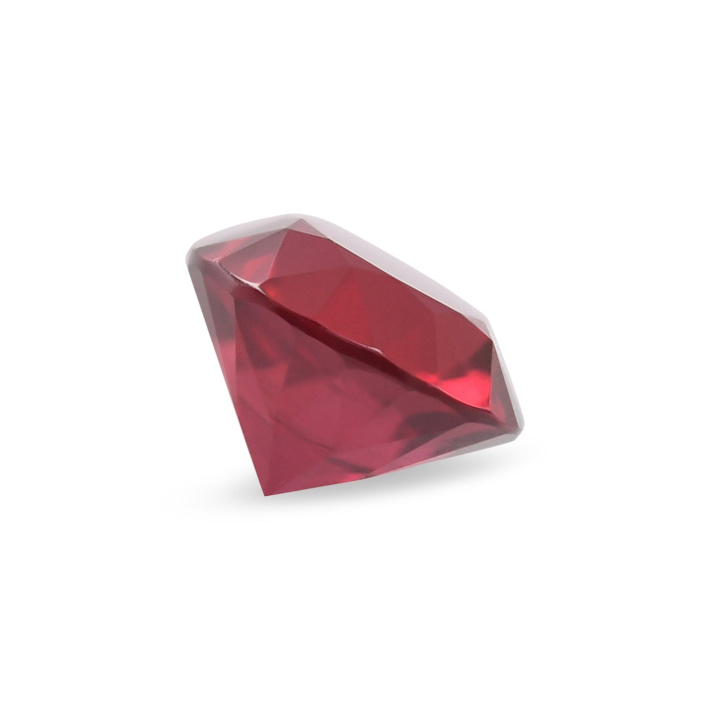0,66 Karat roter runder Rubin aus Mosambik