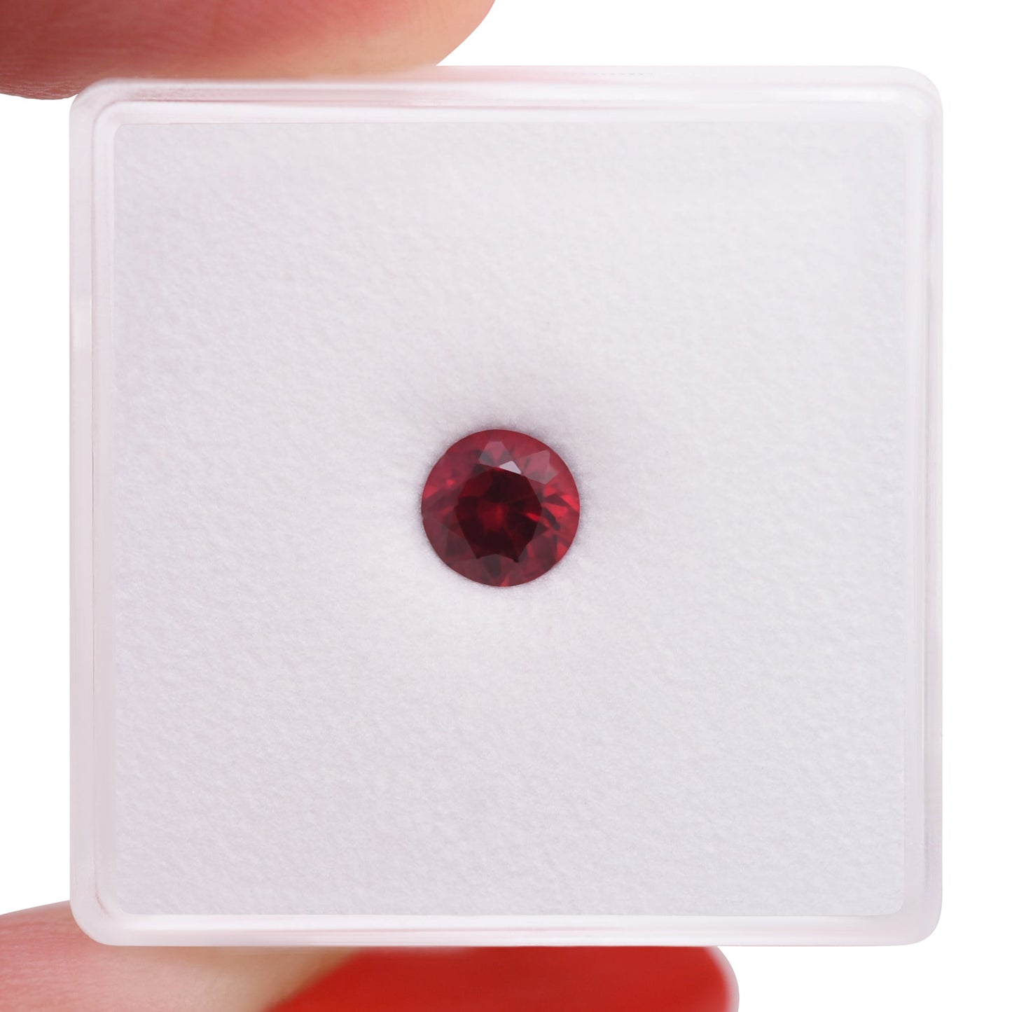 0,66 Karat roter runder Rubin aus Mosambik
