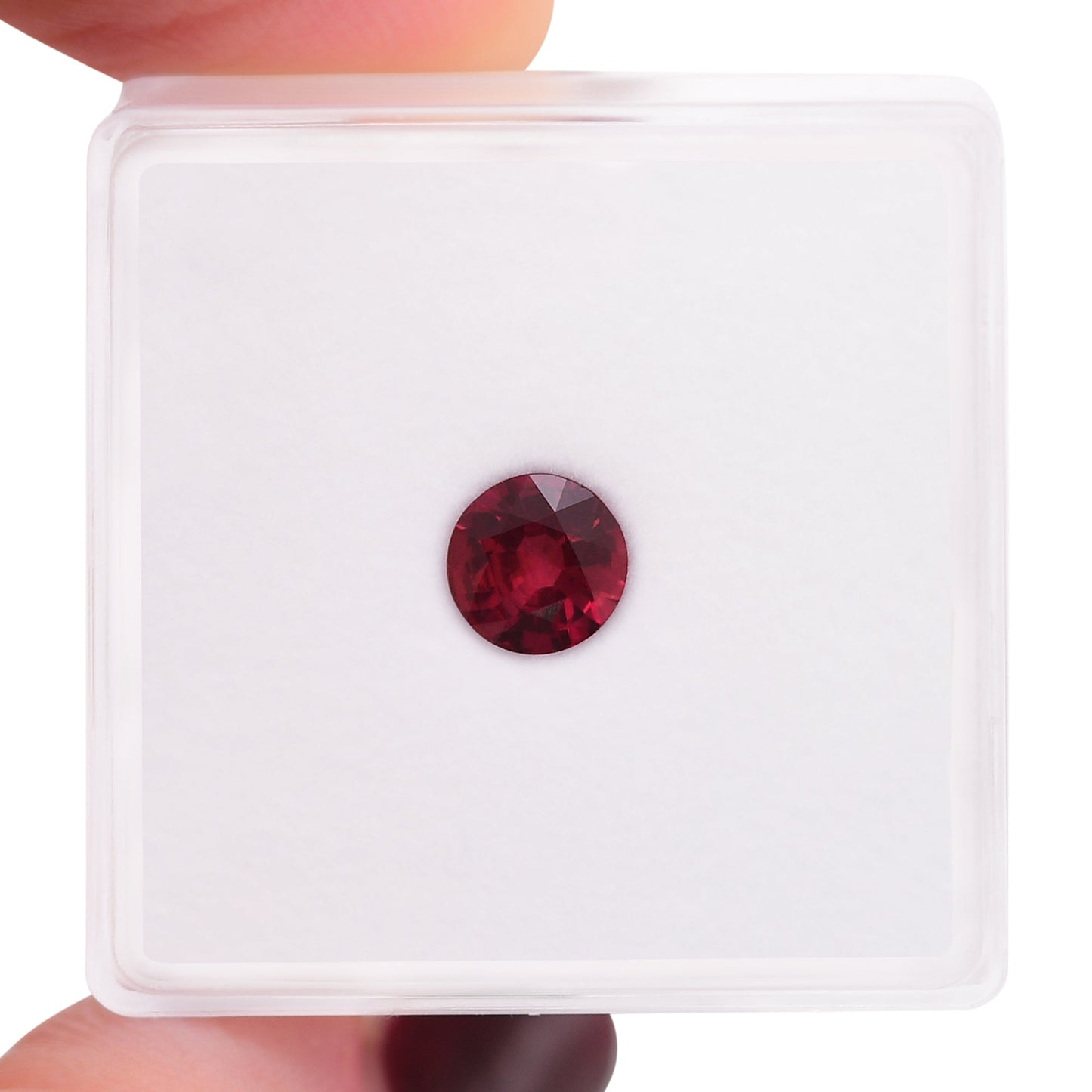 0,67 Karat roter runder Rubin aus Mosambik
