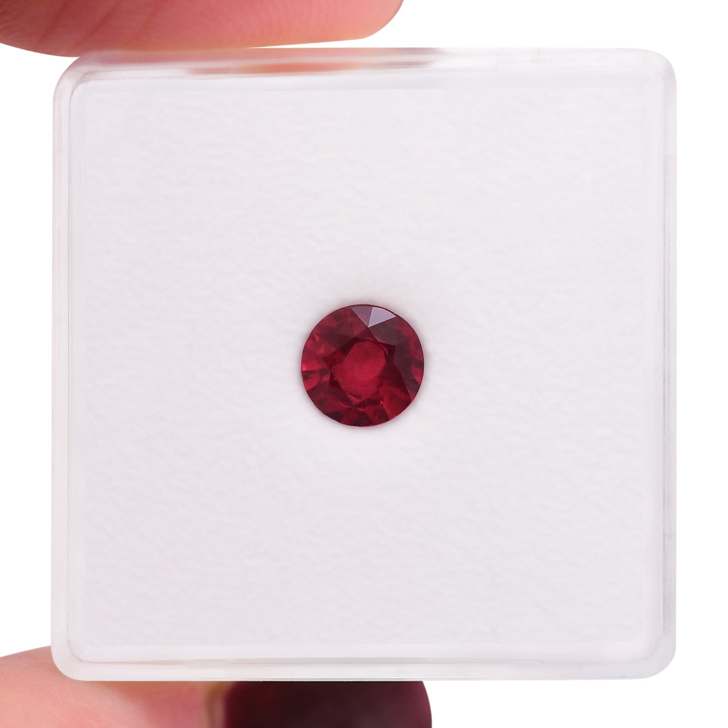 0,68 Karat roter runder Rubin aus Mosambik