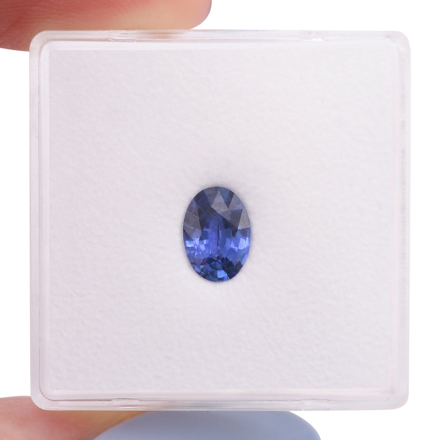 0,77 Karat blauer ovaler Saphir aus Sri Lanka