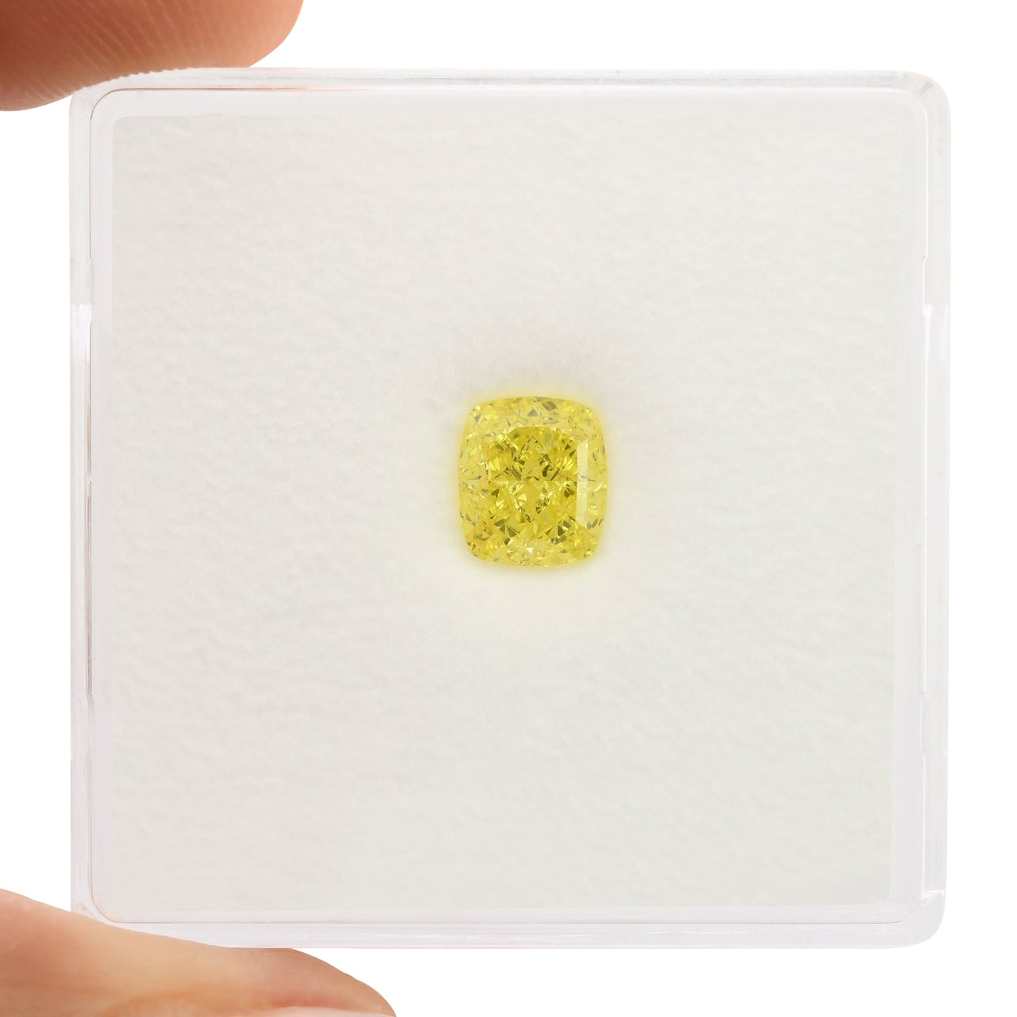 0,80 Karat Fancy Intense Yellow Cushion Diamond VS1 GIA