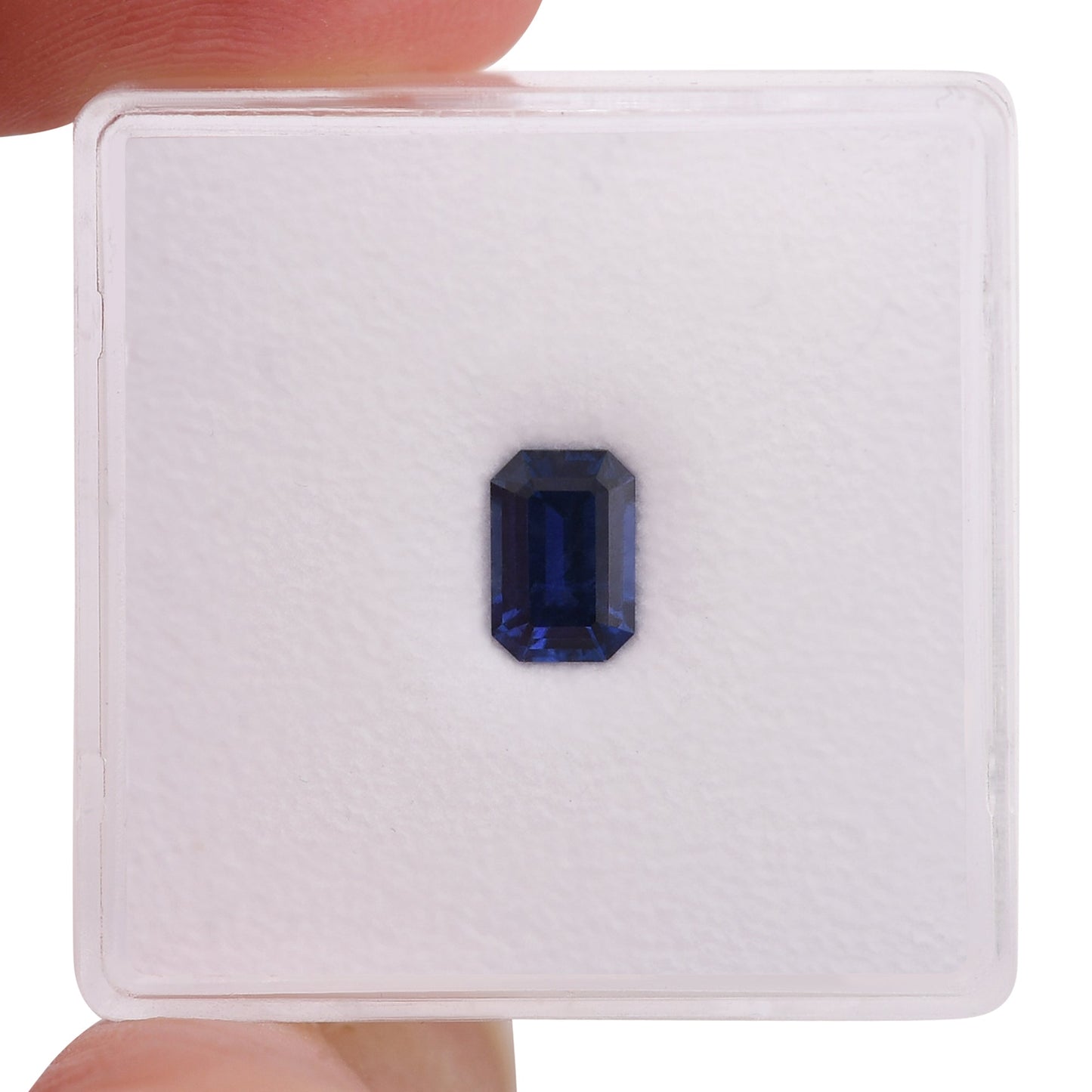 0,86 Karat blauer Smaragd-Saphir aus Sri Lanka