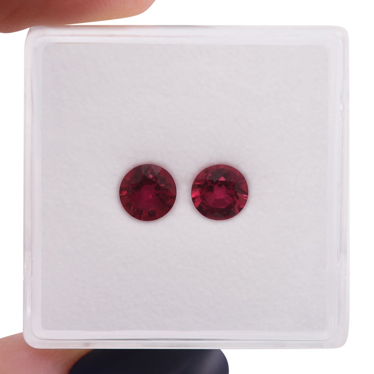 0.95 Carat Red MOZAMBIQUE Round Ruby