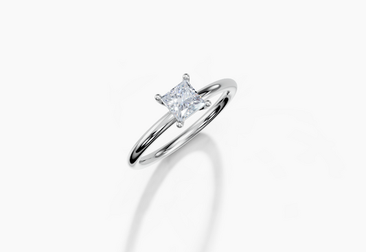 18K Princess 0.3 Carat G/H SI Plain Plain 4Pr Diamond Ring