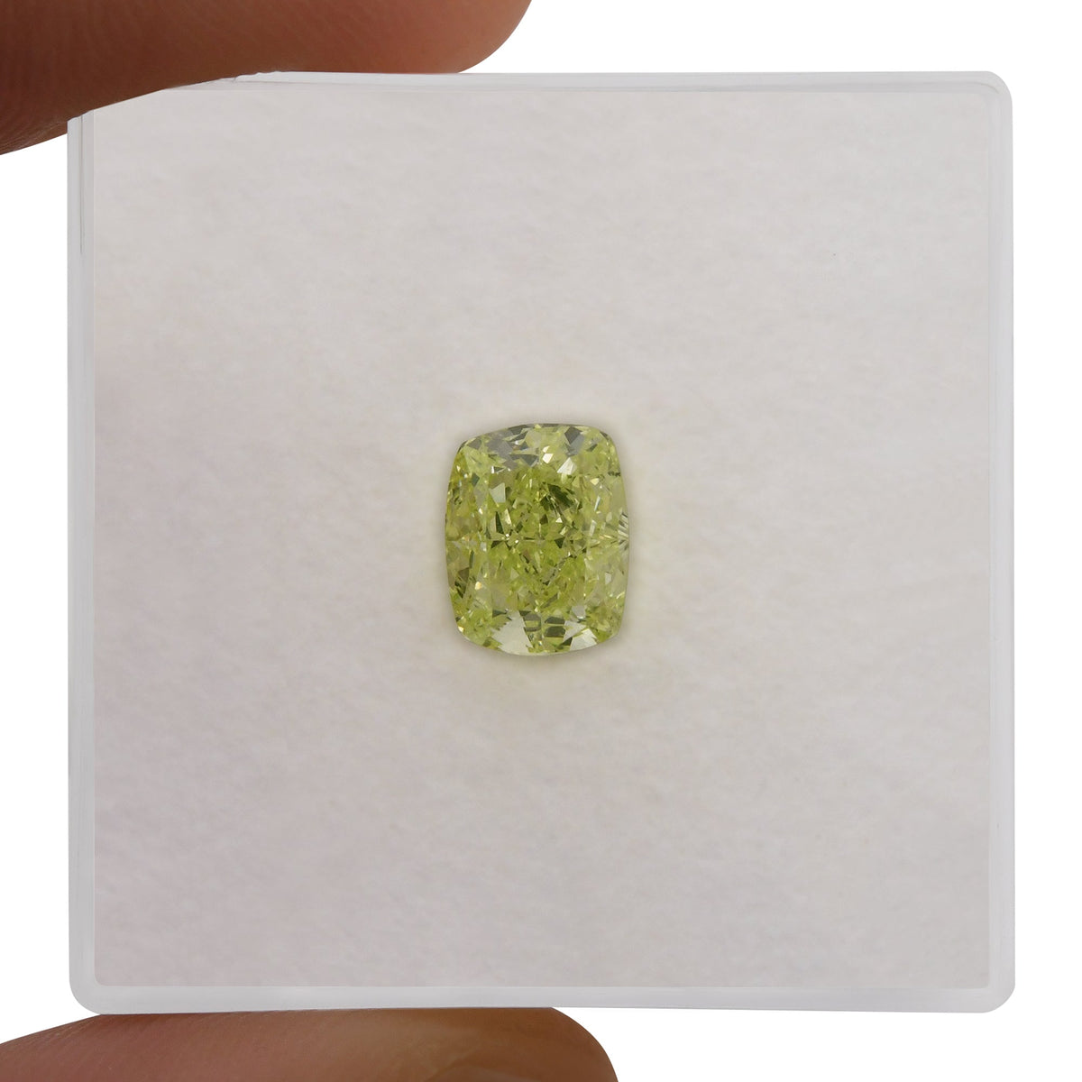 Cushion Diamond | 1.02 ct | Fancy Intense Yellow Green | VS2 | GIA | Ref 720471