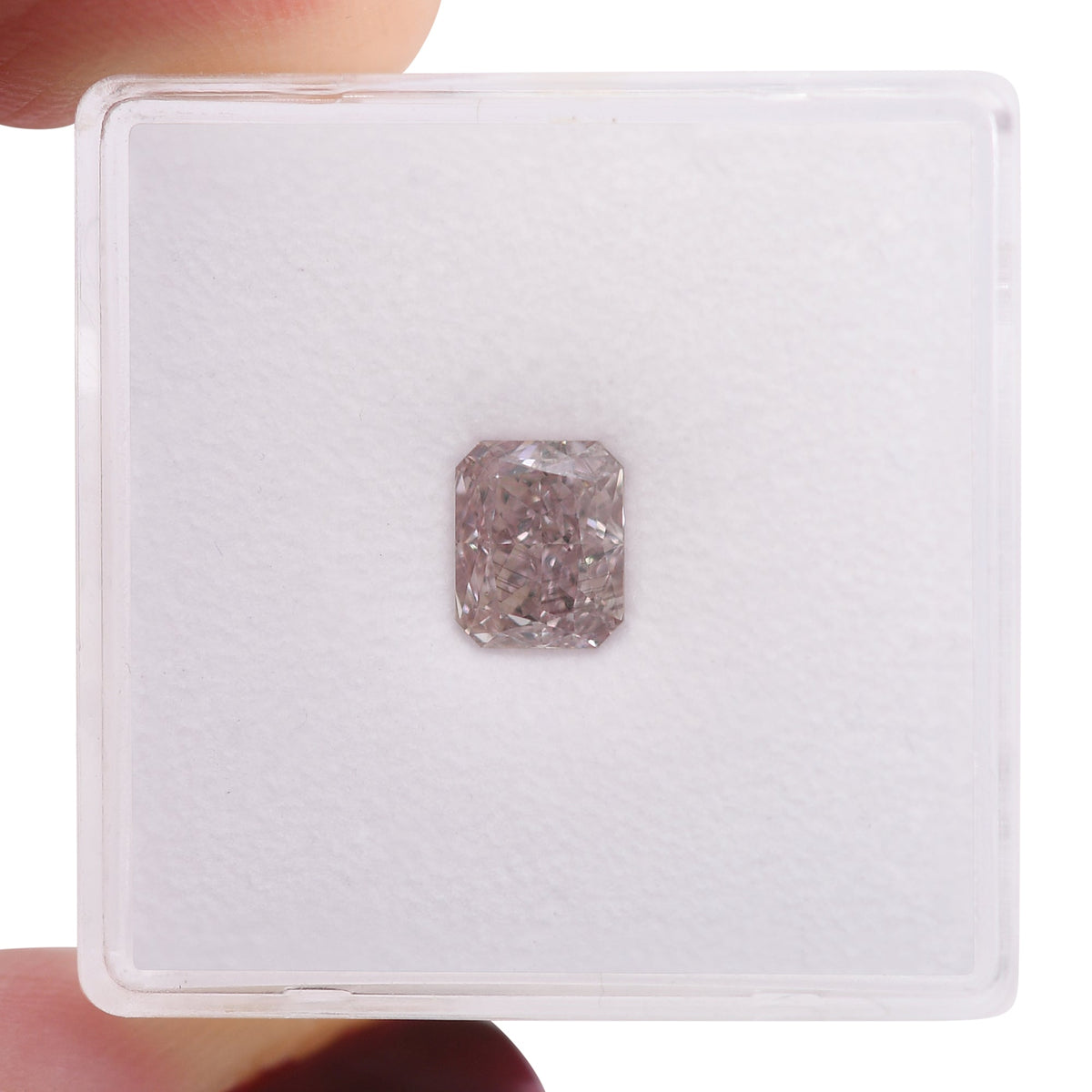 1,05 Karat Fancy Brownish Pink Radiant VS2 GIA