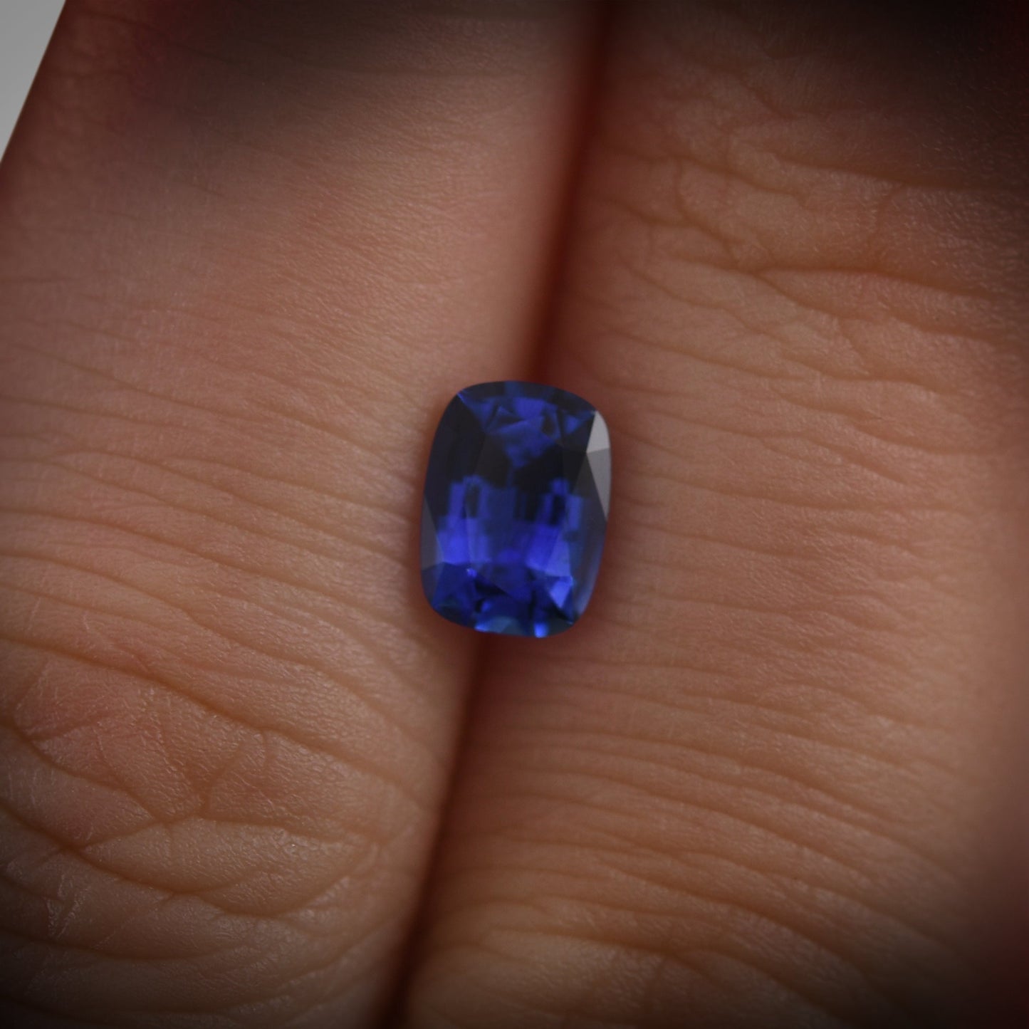 1,05 Karat blauer Kissen-Saphir aus Sri Lanka