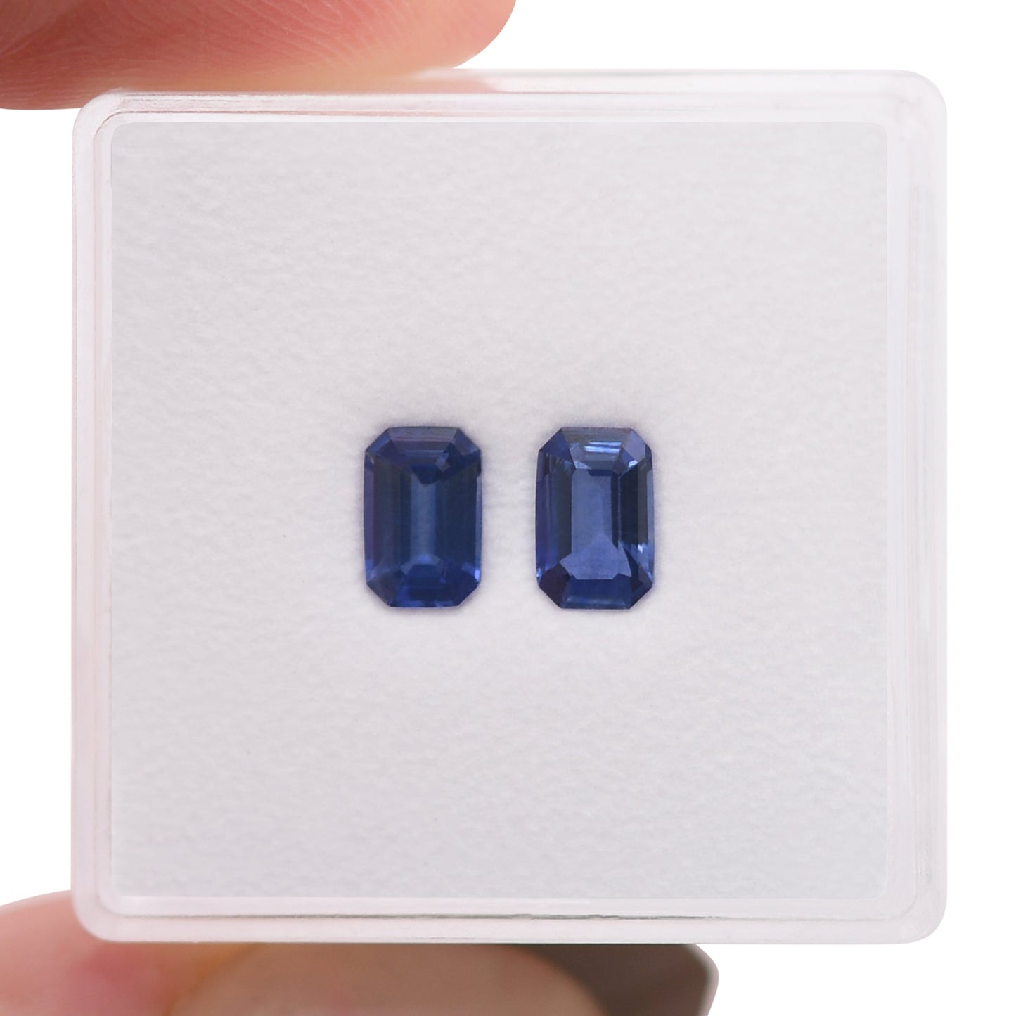 1,06 Karat blauer Smaragd-Saphir aus Sri Lanka