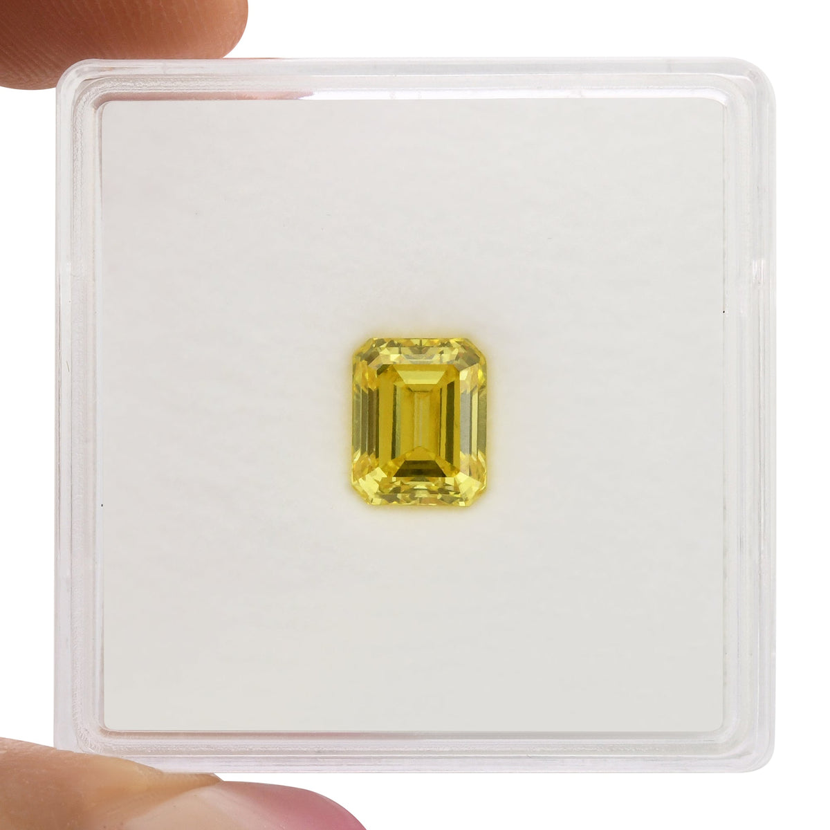 1,19 Karat Fancy Vivid Yellow Emerald Diamond VS2 GIA