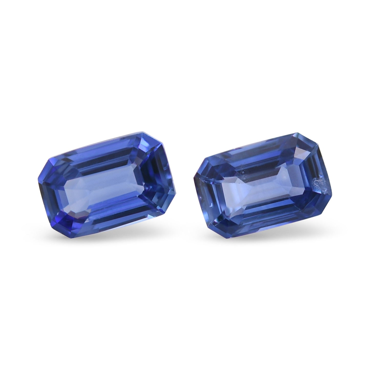 1,19 Karat blauer Smaragd-Saphir aus Sri Lanka