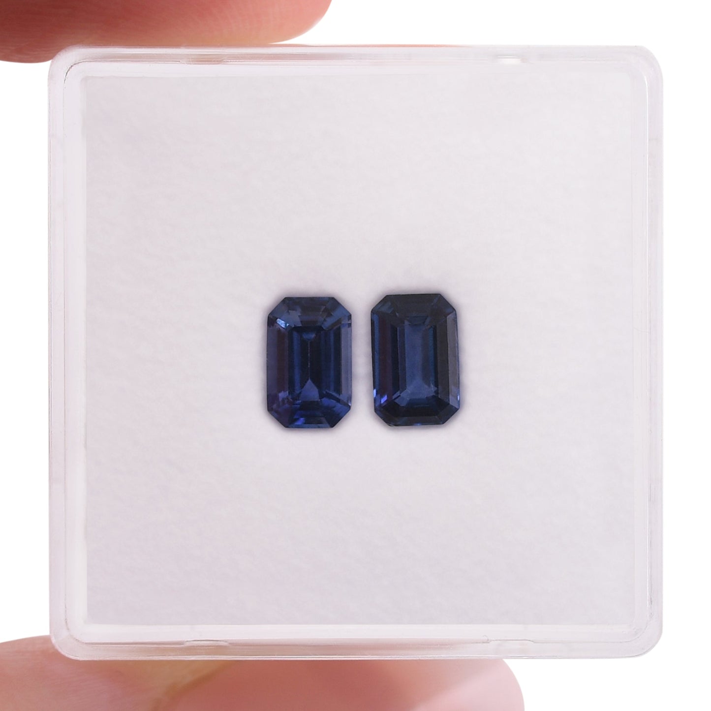 1,23 Karat blauer Smaragd-Saphir aus Sri Lanka