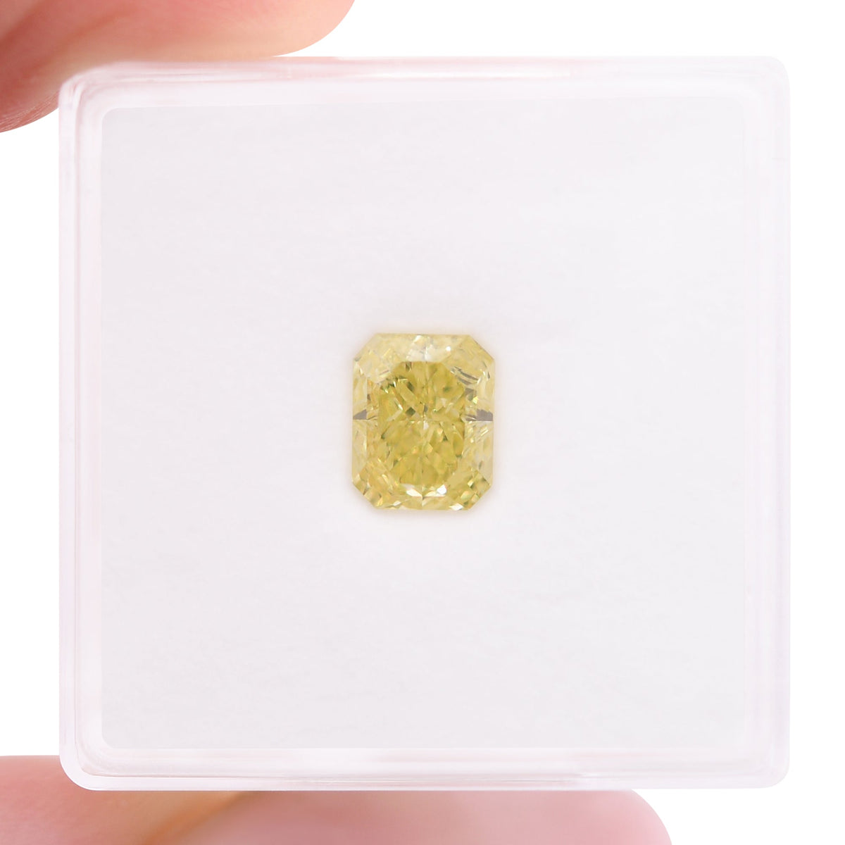 Strahlender Diamant | 1,24 ct | Intensiv gelb | VS1 | GIA | Ref. 714591