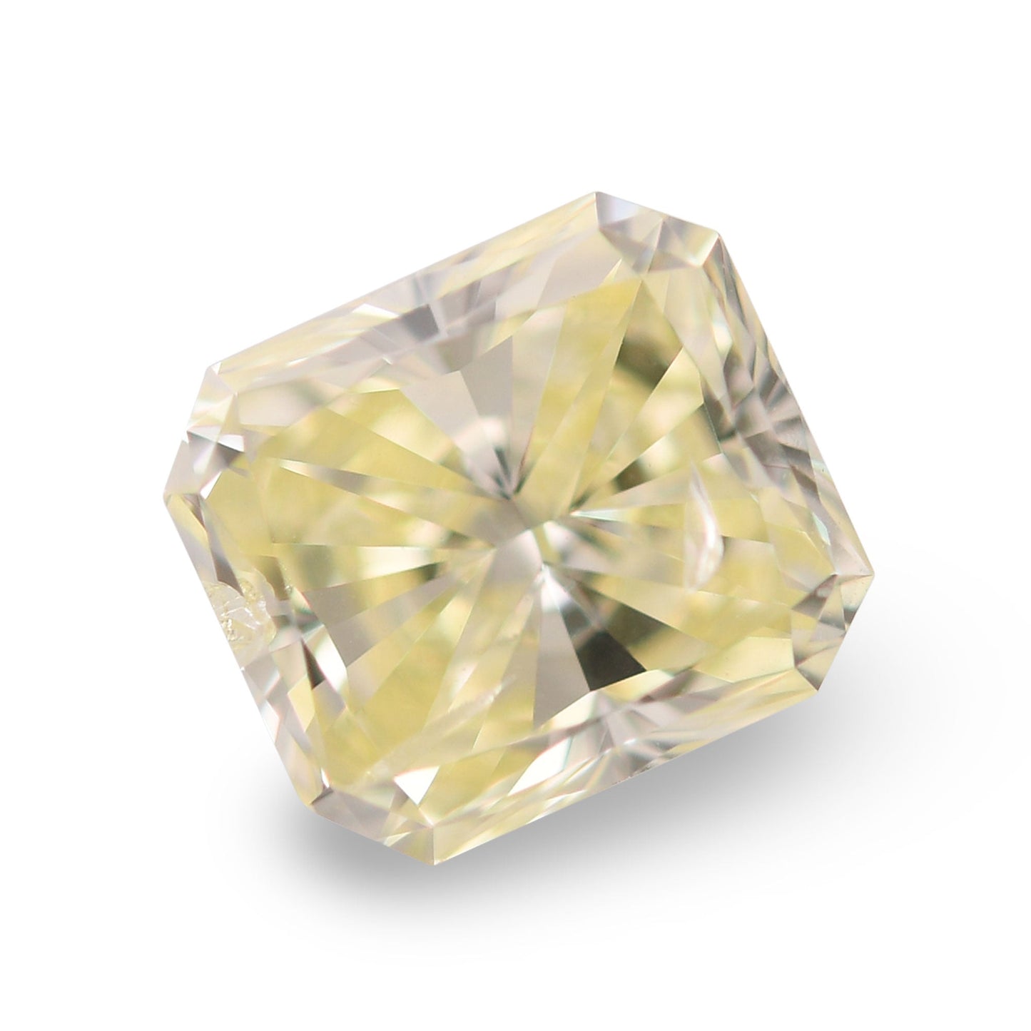 1,51 Karat Fancy Light Yellow Radiant Diamant I1 GIA