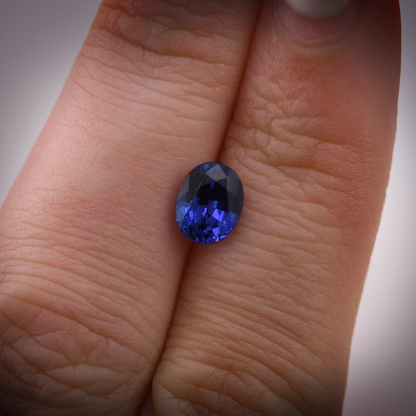 1,51 Karat blauer ovaler Saphir aus Sri Lanka