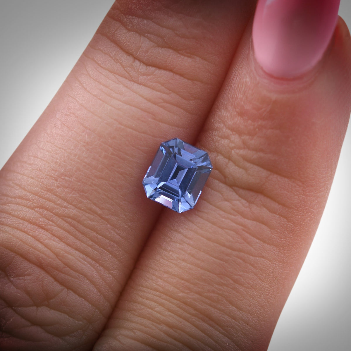 Smaragd-Saphir | 1,61 ct | Blau | Ref. 723925