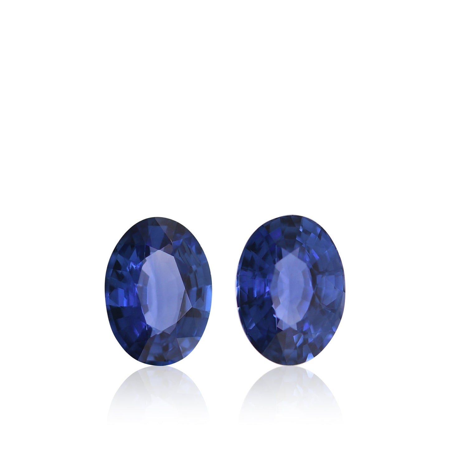Paar ovale blaue Saphire aus Sri Lanka, 1,75 Karat