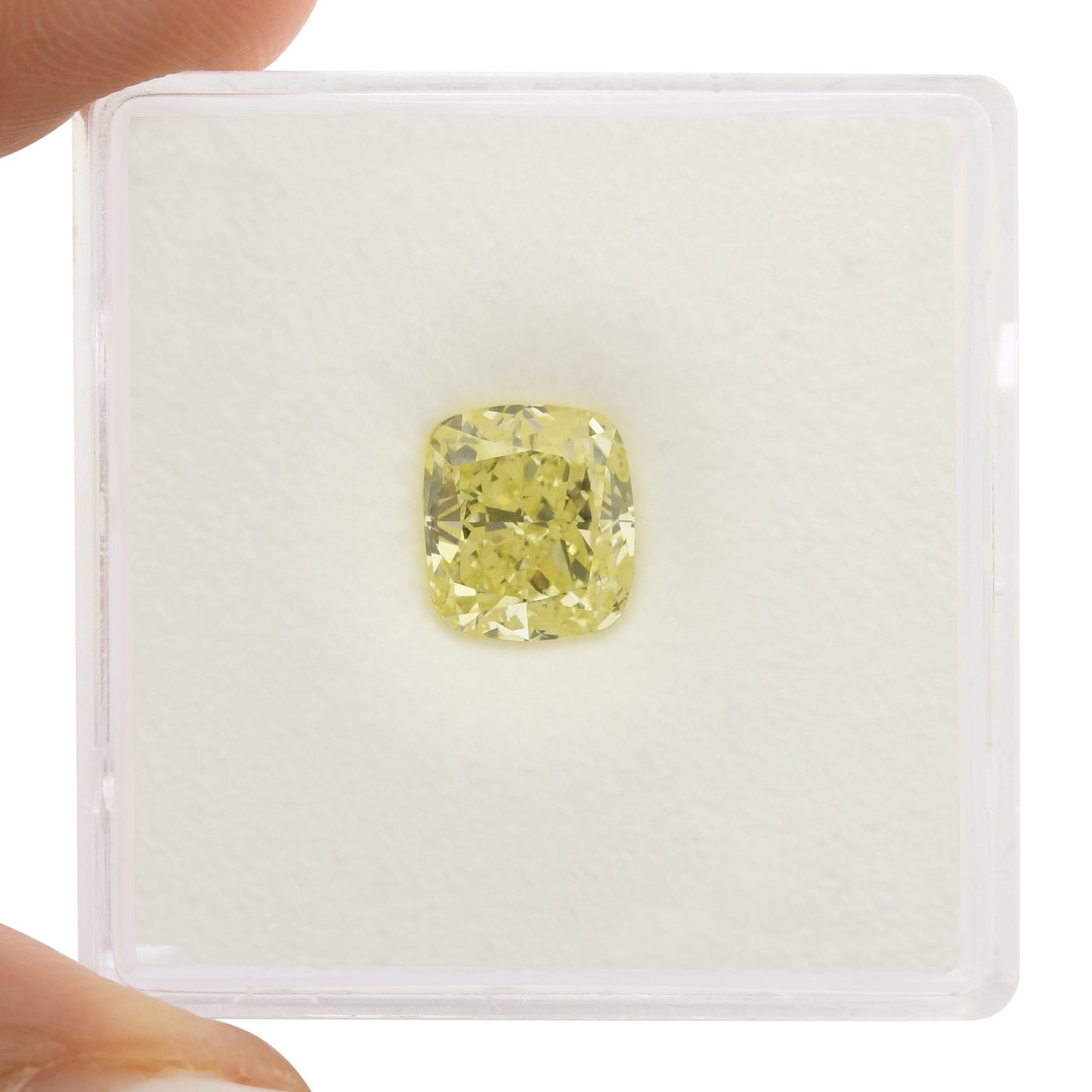 1,79 Karat Fancy Yellow Cushion Diamond VS2 GIA