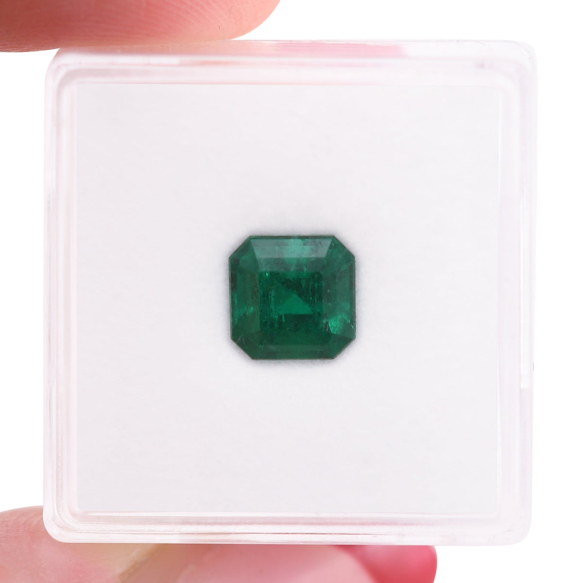 Smaragdgrün | 1,83 ct | Grün | CD | Ref. 713016