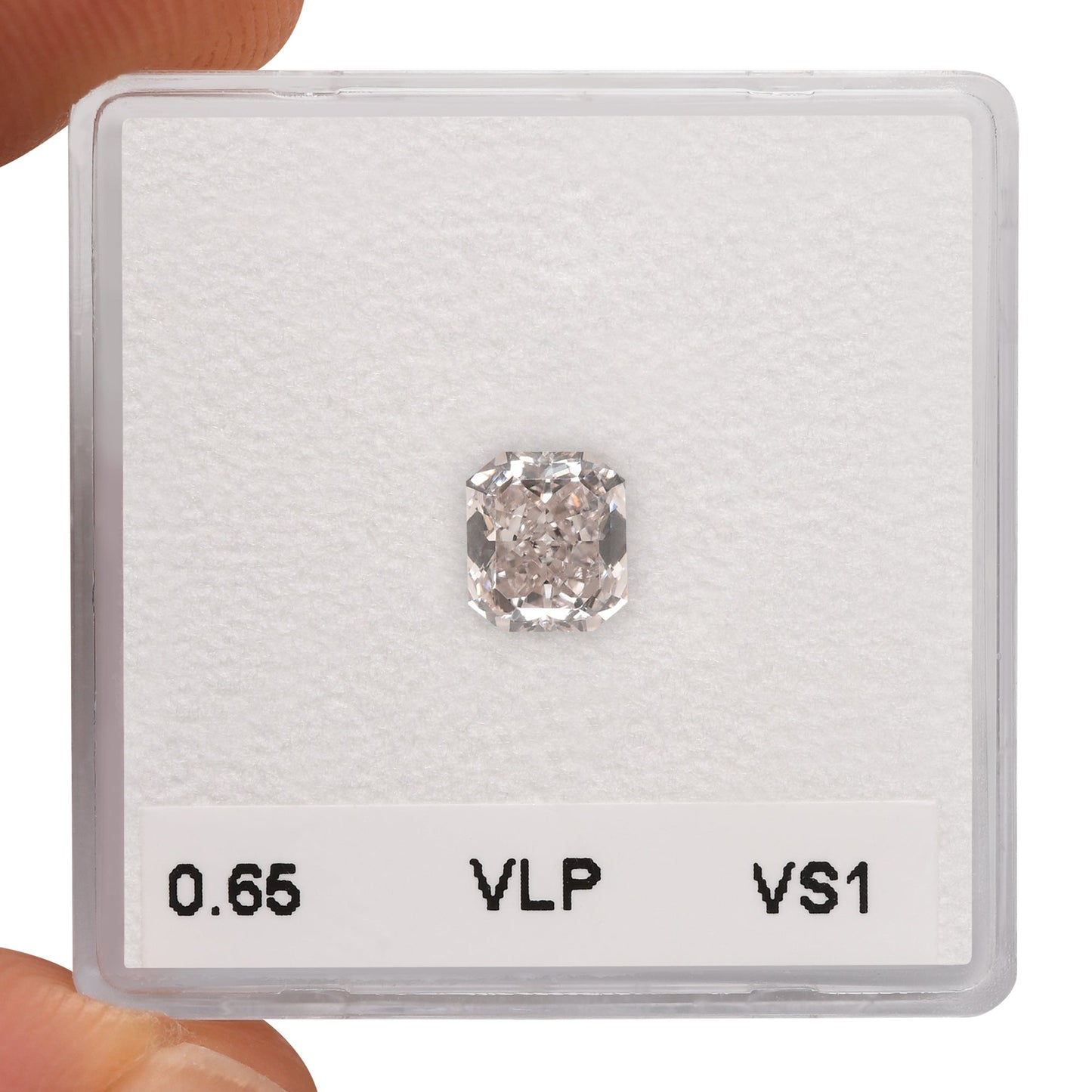0,65 Karat sehr hellrosa strahlender Diamant VS1 GIA