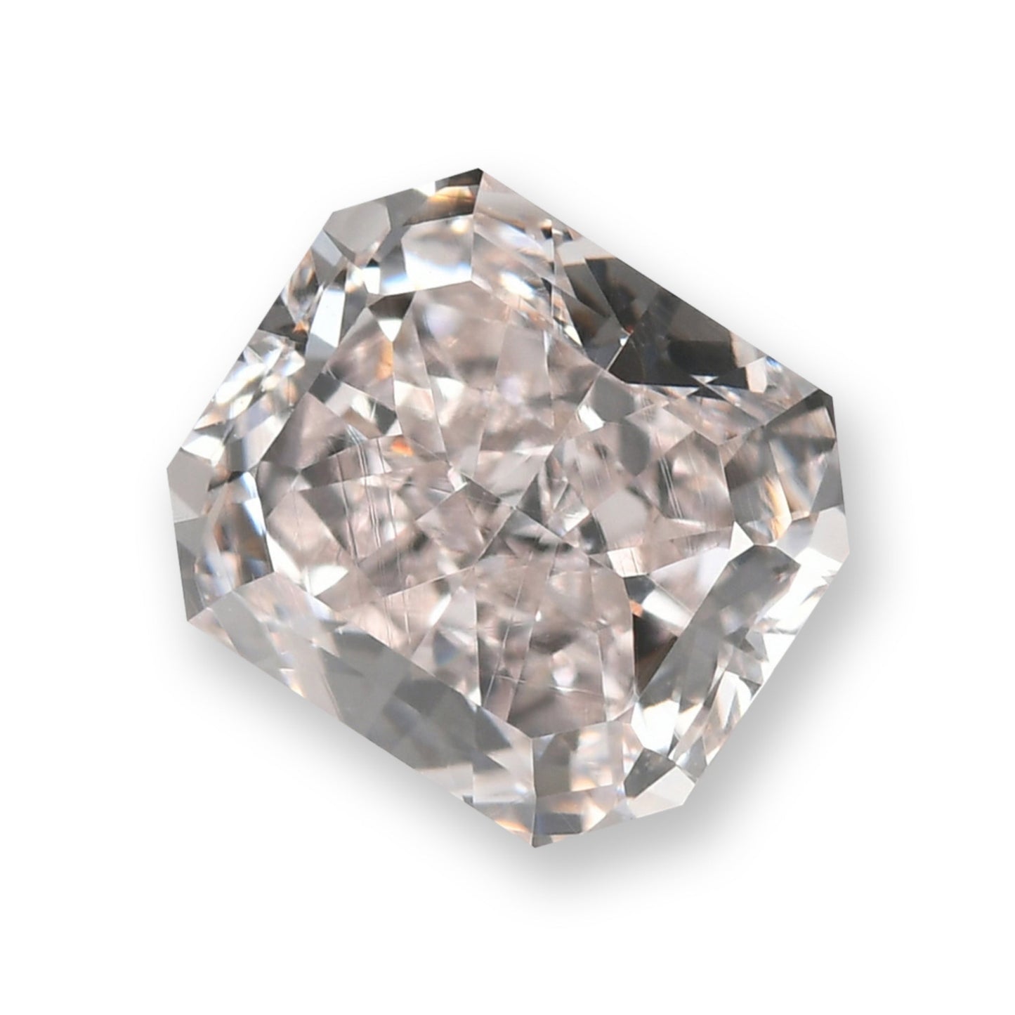 0,65 Karat sehr hellrosa strahlender Diamant VS1 GIA