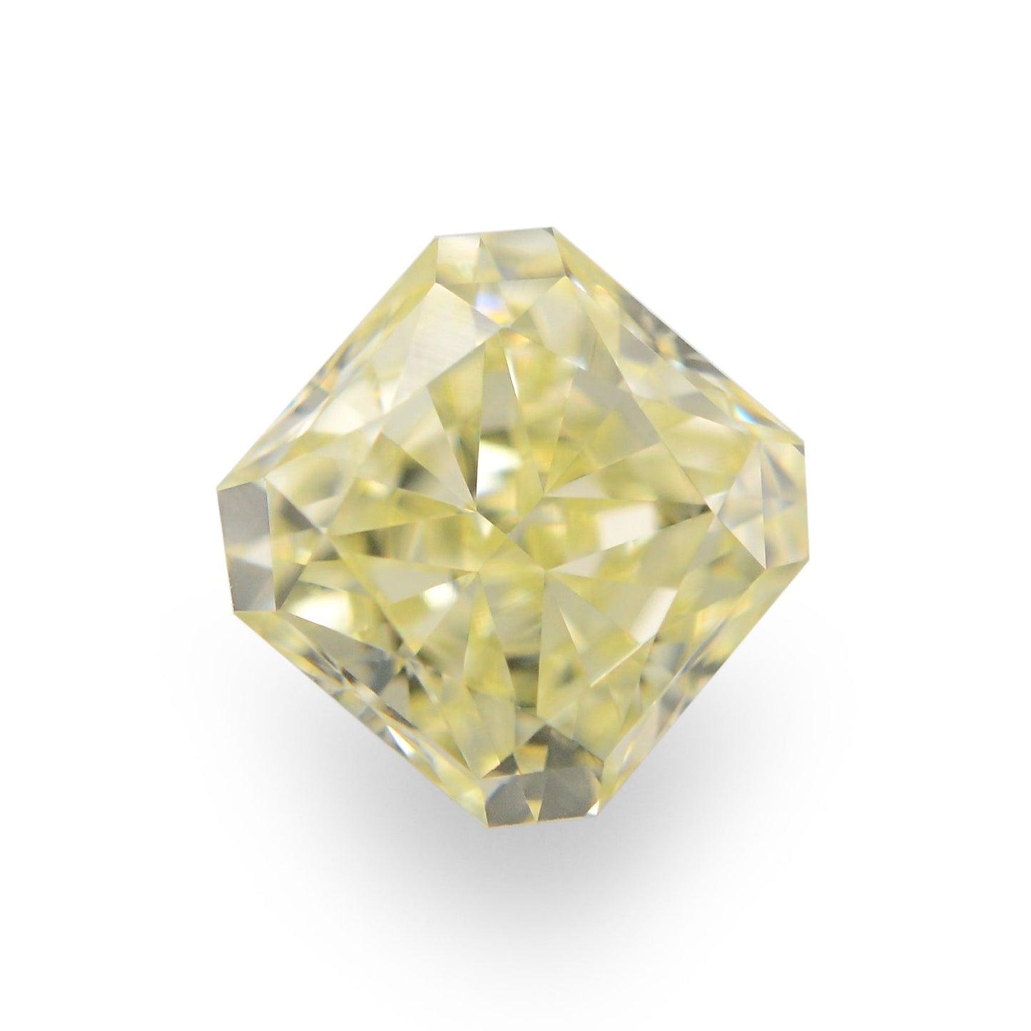 0,63 Karat Fancy Light Yellow Radiant Diamant VVS1 IGI
