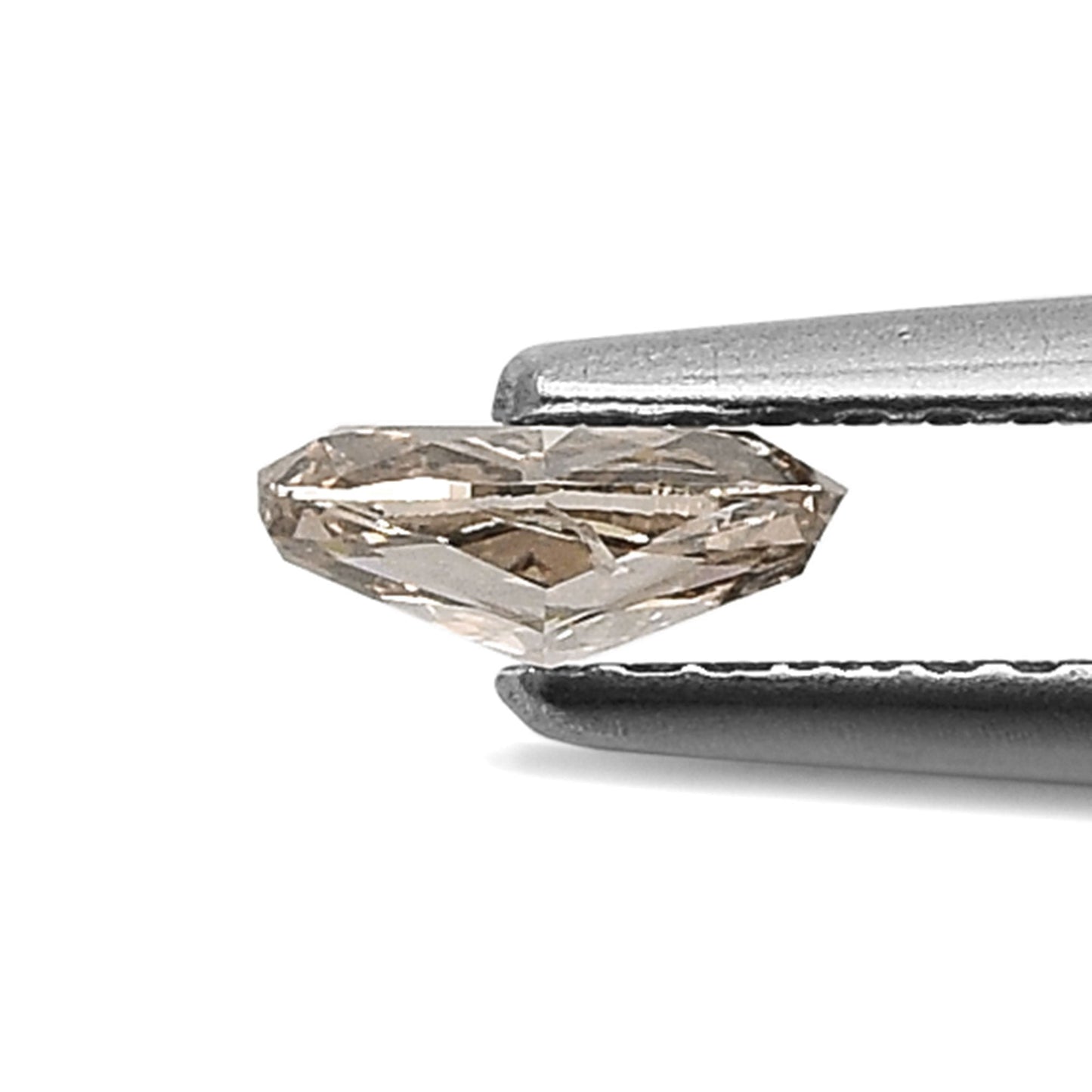 0,44 Karat Fancy Brown Ovaler Diamant (I1) GIA