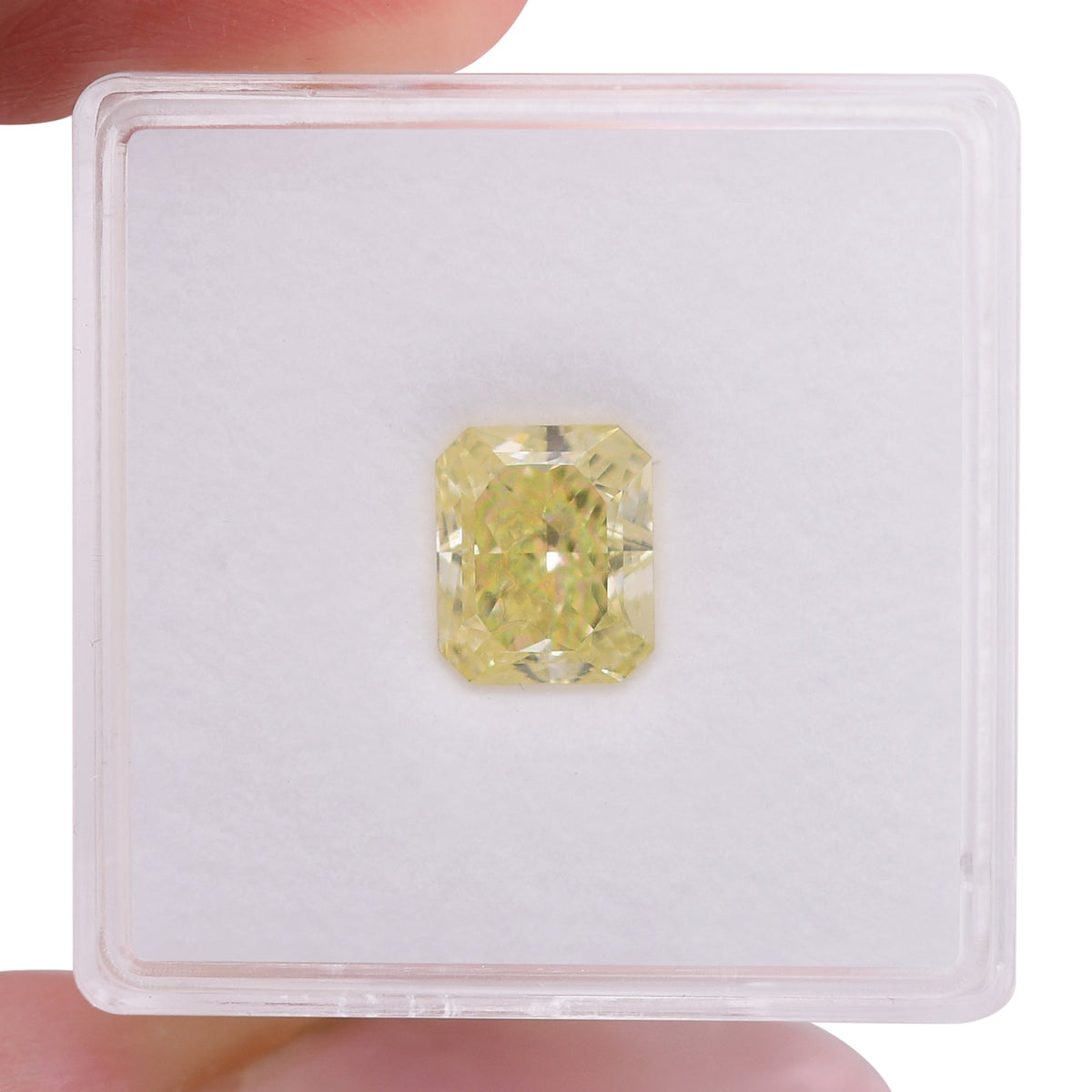Strahlender Diamant | 2,01 ct | Hellgelb | VVS2 | GIA | Ref. 714609