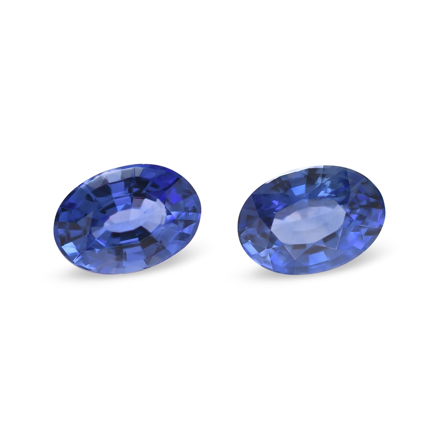 Paar ovale blaue Saphire aus Sri Lanka, 2,05 Karat