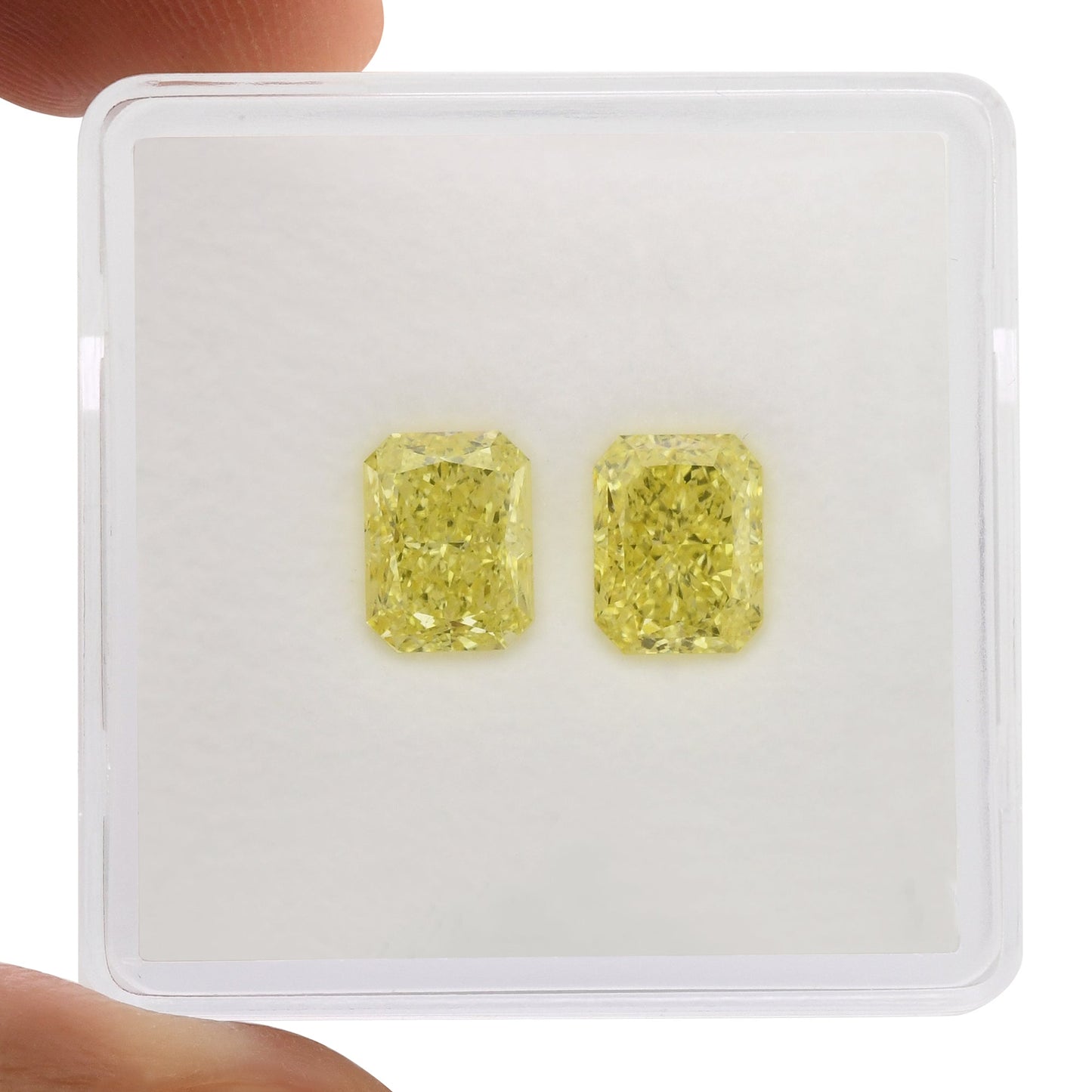 2,22 Karat Fancy Intense Yellow Radiant Diamanten VVS1 GIA Paar