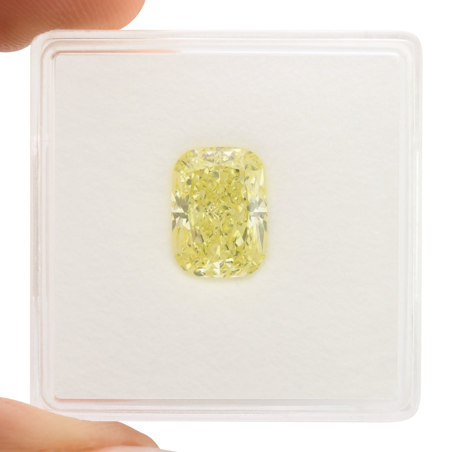 2,51 Karat Fancy Yellow Cushion Diamond VS2 GIA