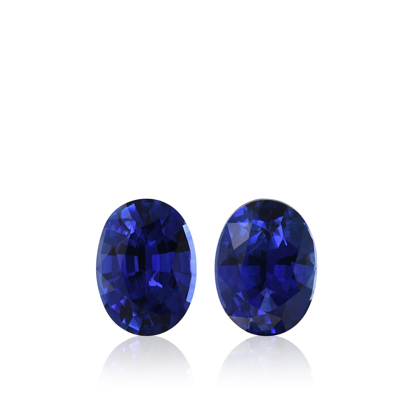 Paar ovale blaue Saphire aus Sri Lanka, 2,65 Karat