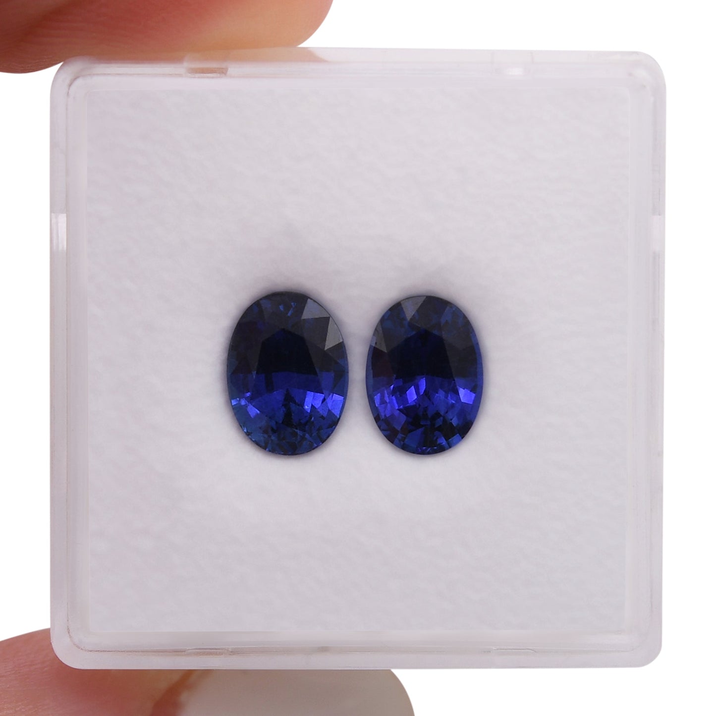 Paar ovale blaue Saphire aus Sri Lanka, 2,65 Karat