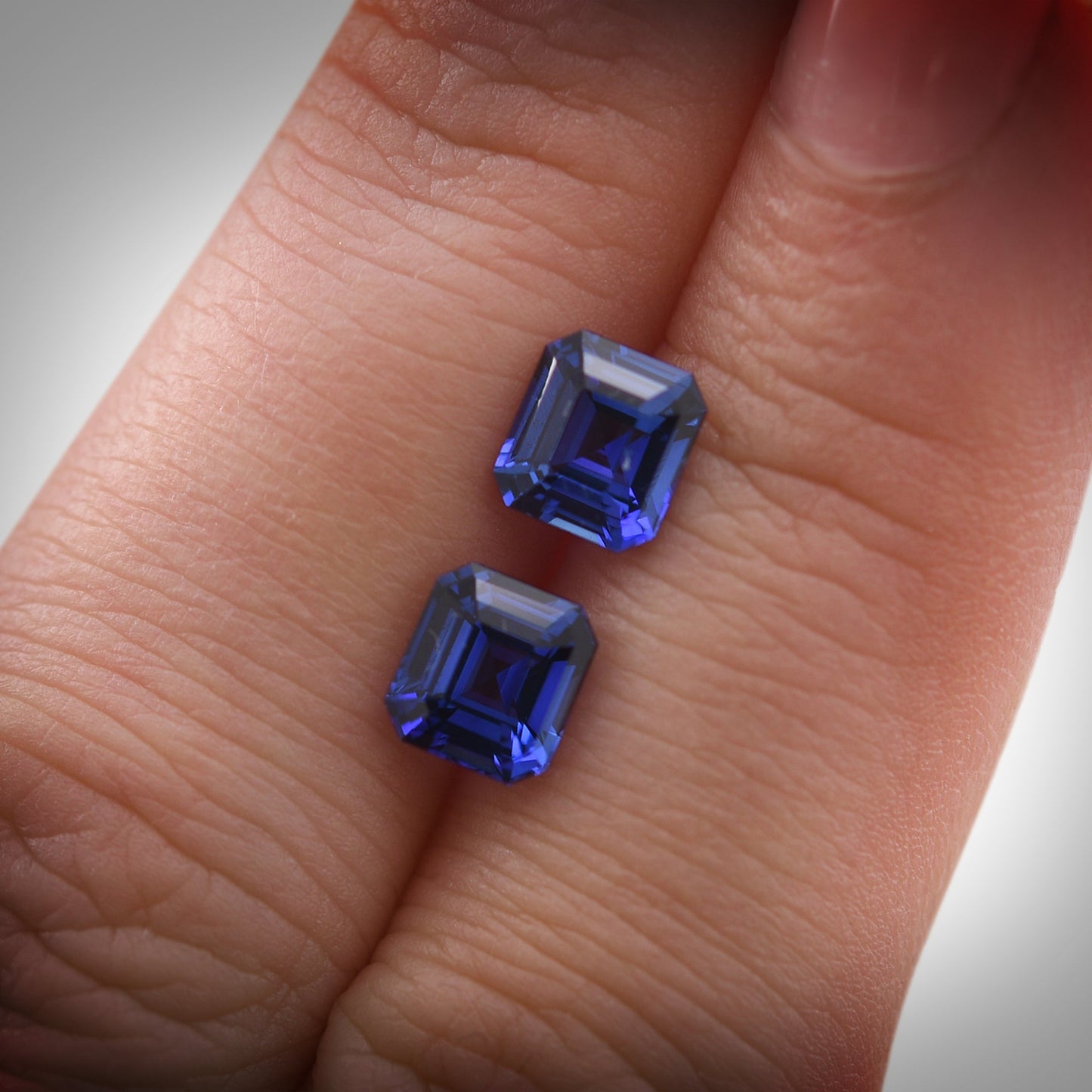 2,73 Karat blauer Smaragd-Saphir aus Sri Lanka