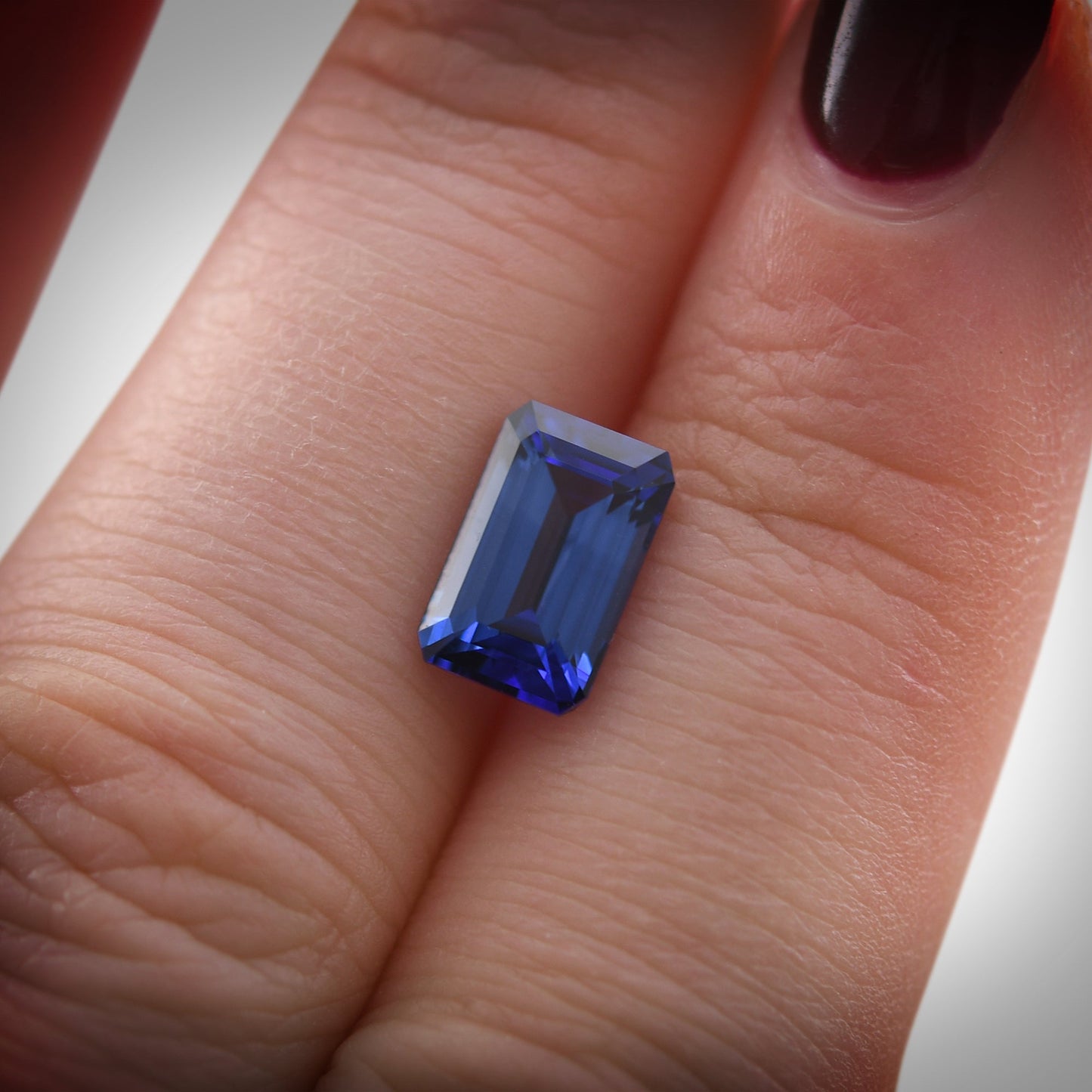 2,75 Karat blauer Smaragd-Saphir aus Sri Lanka