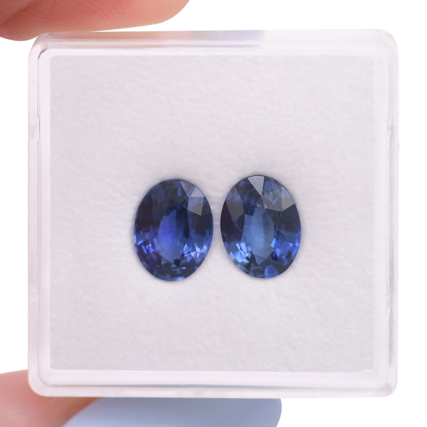 Paar ovale blaue Saphire aus Sri Lanka, 2,86 Karat