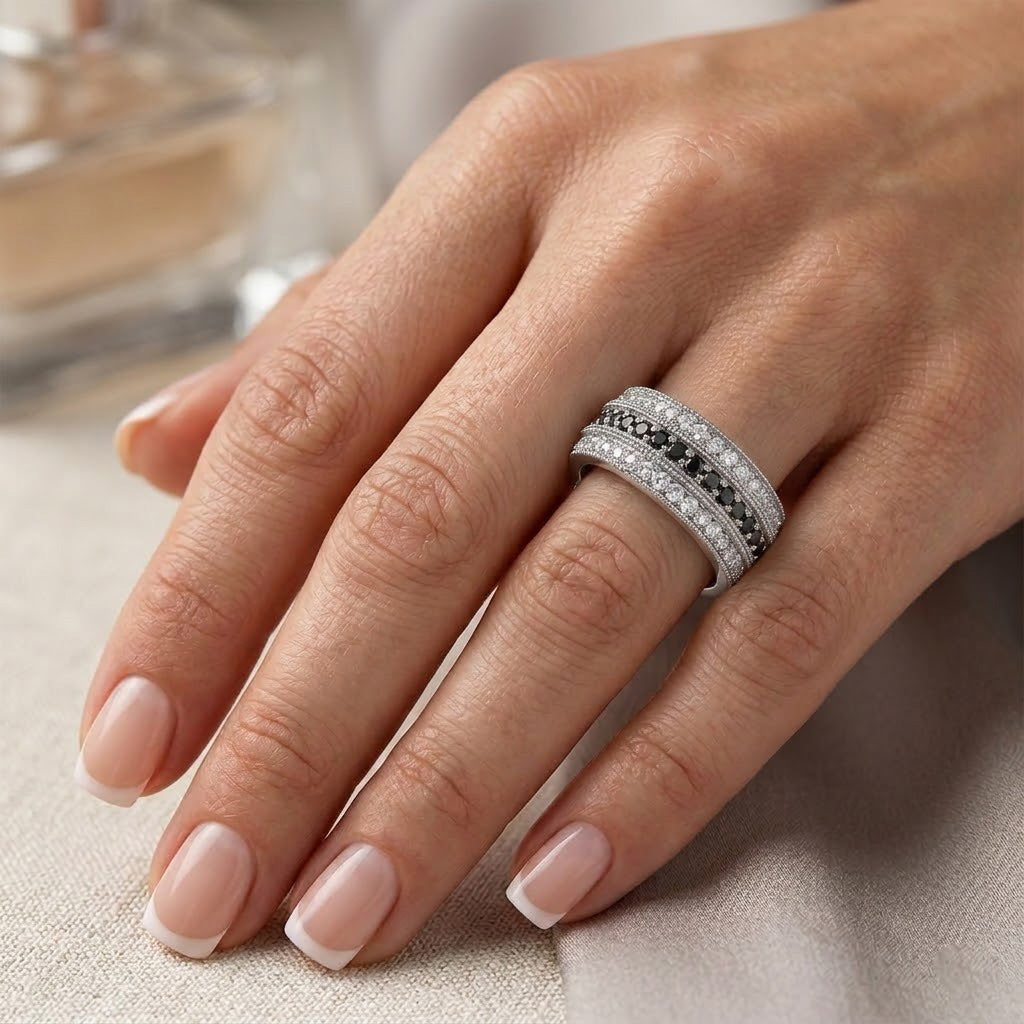 Breiter schwarzer Diamant-Milgrain-Ring