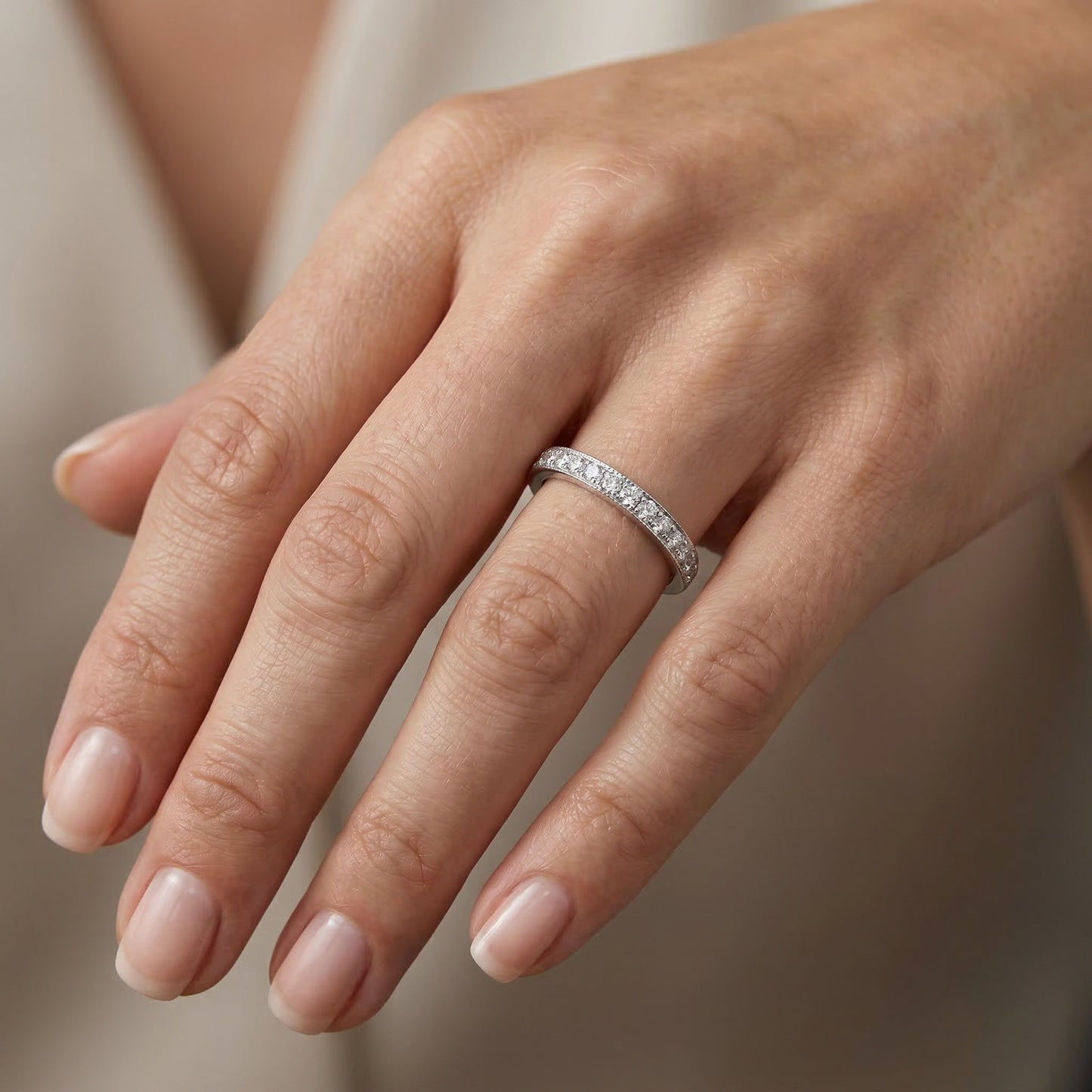 Diamant-Ehering mit Milgrain-Kante