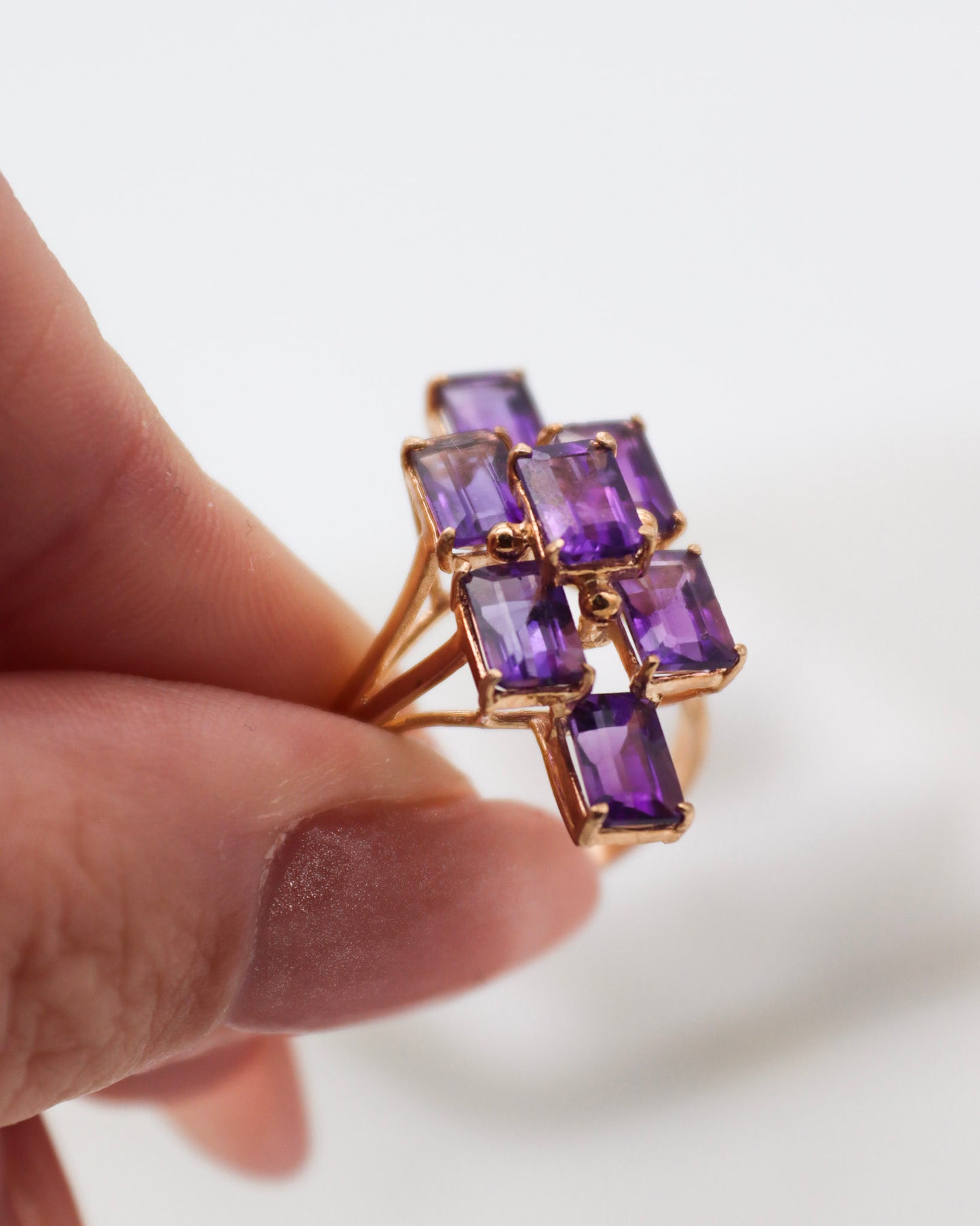 Vintage-Ring Wanda mit Amethysten im Emerald Cut