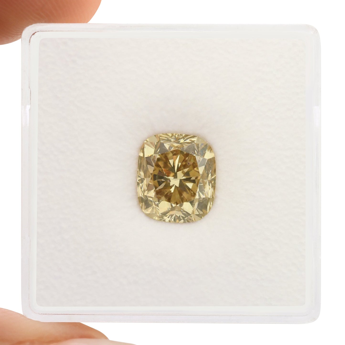 3,03 Karat Fancy Brown Yellow Cushion Diamond SI2 GIA