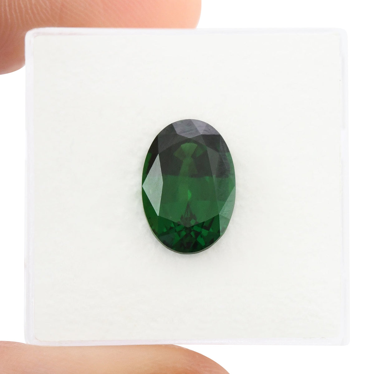 Ovaler Edelstein | 3,33 ct | Grün | GWLAB | Ref. 724253