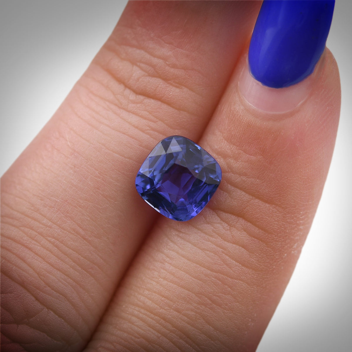 Kissenförmiger Saphir | 3,42 ct | Blau | GIA | Ref. 722686