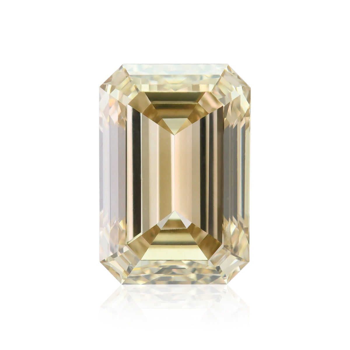 Smaragd-Diamant | 3,52 ct | Gelbbraun | VVS1 | GIA | Ref. 721731