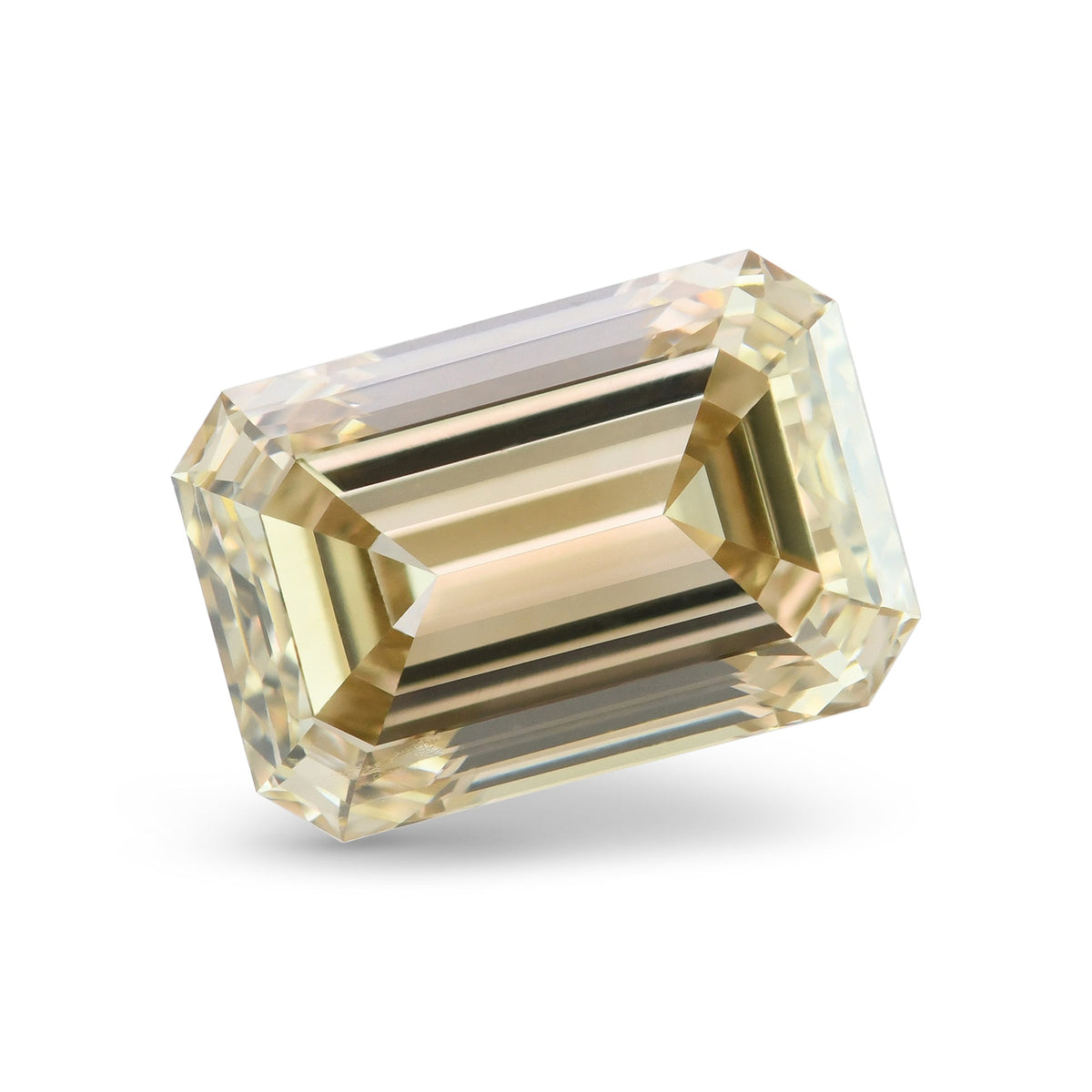 Smaragd-Diamant | 3,52 ct | Gelbbraun | VVS1 | GIA | Ref. 721731