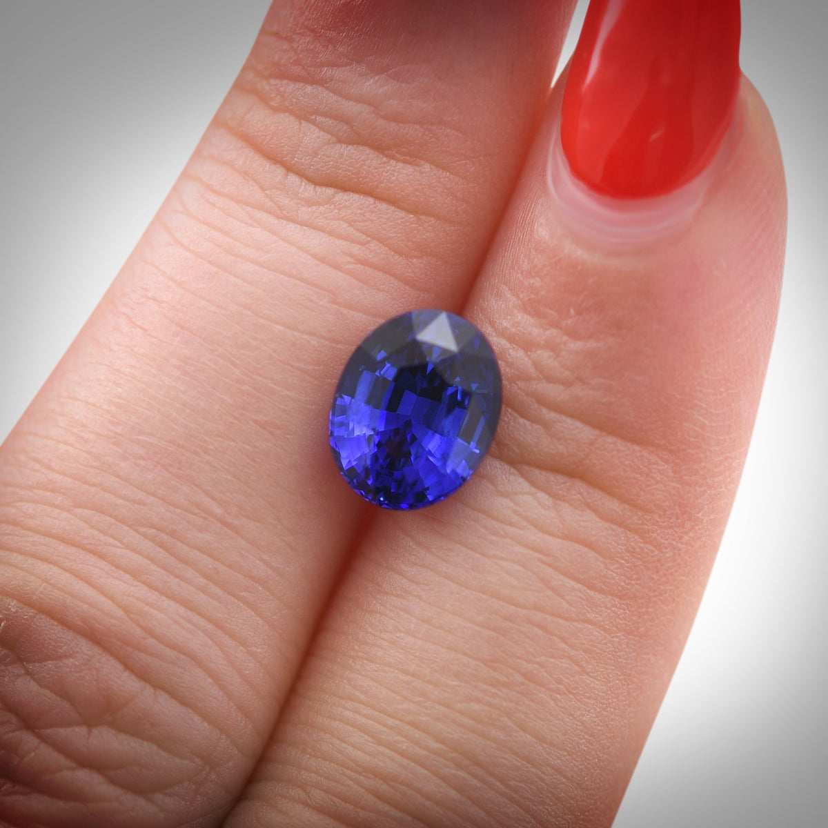 Ovaler Saphir | 3,52 ct | Blau | CD | Ref. 719432