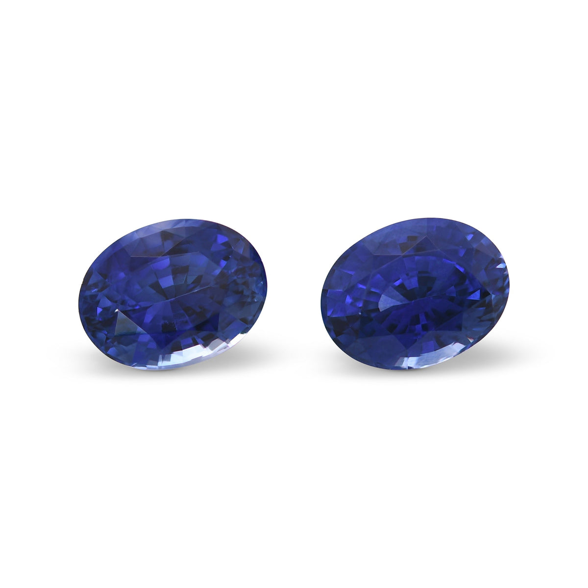 Ovaler Saphir | 3,54 ct | Blau | Ref. 723920