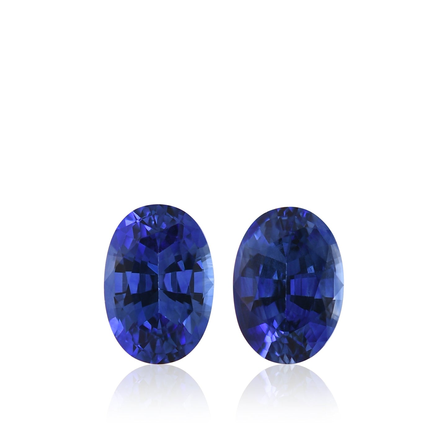 Paar ovale blaue Saphire aus Sri Lanka, 3,70 Karat